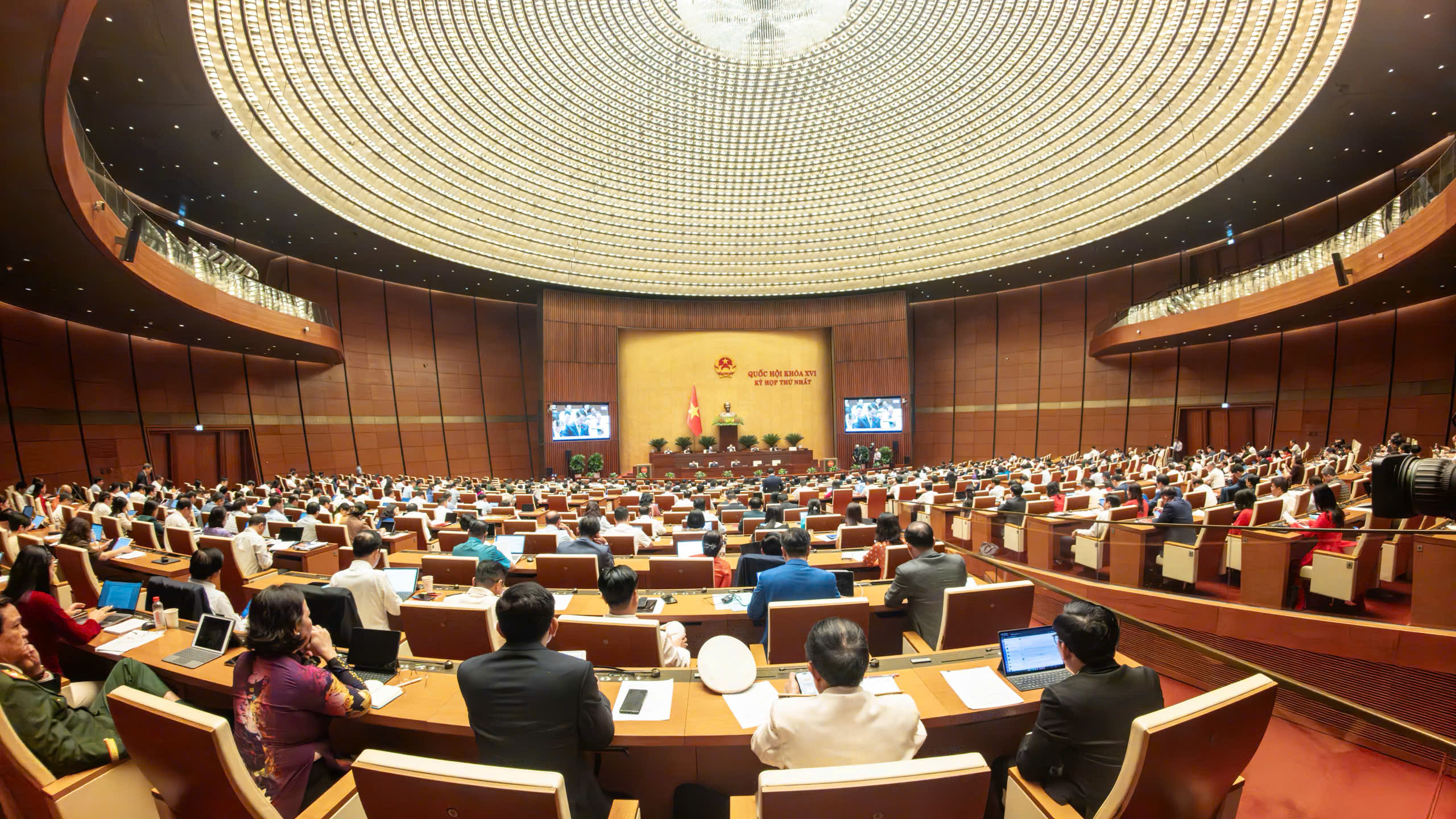 Quốc hội kéo dài thời gian làm việc, xem xét các luật về thuế- Ảnh 1.
