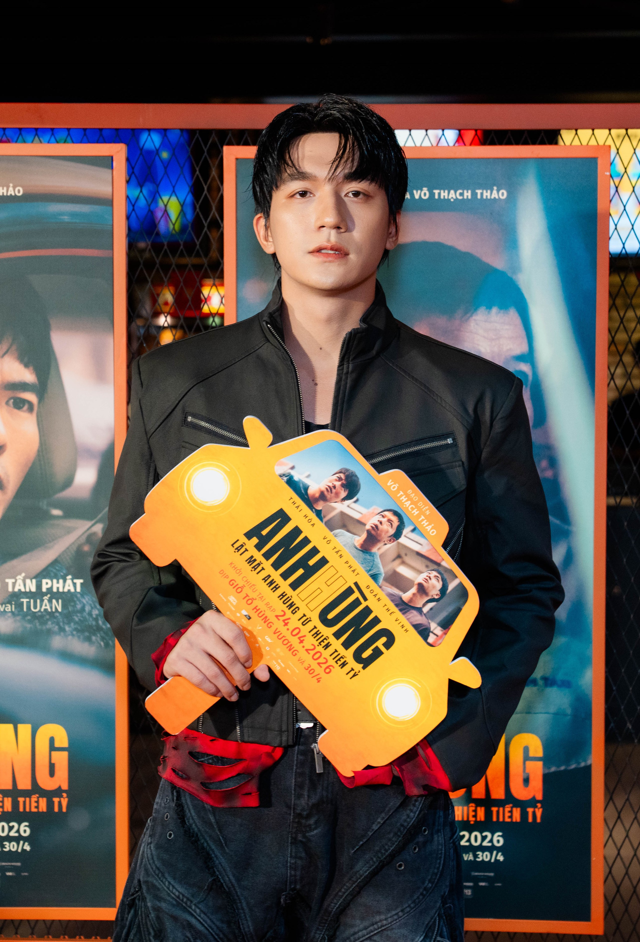 NSND Hồng V&acirc;n, Th&uacute;y Ng&acirc;n đến ủng hộ 'người quen' - Ảnh 10.