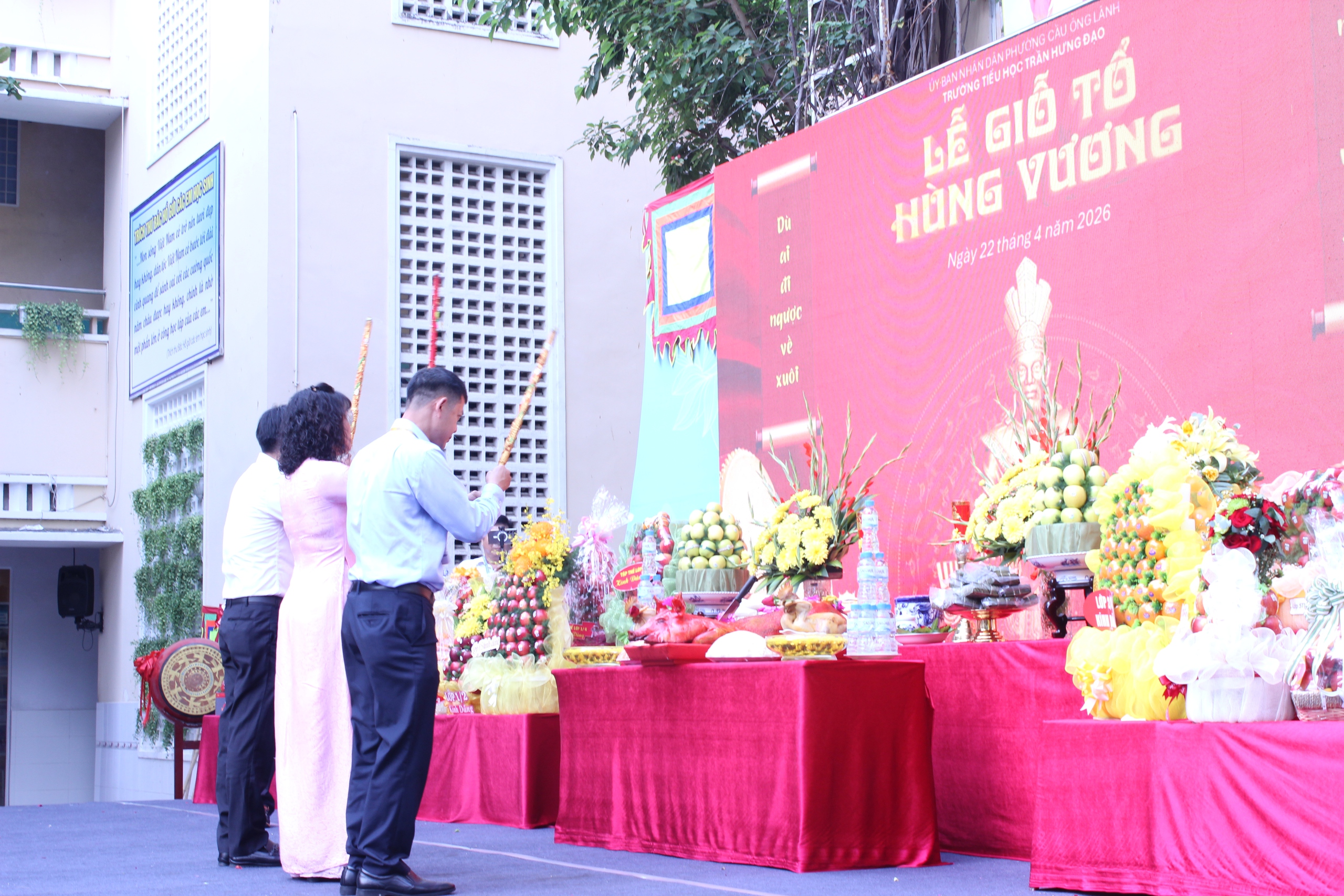 Bất ngờ với hoạt cảnh s&acirc;n khấu h&oacute;a lễ giỗ tổ H&ugrave;ng Vương tại TP.HCM - Ảnh 9.