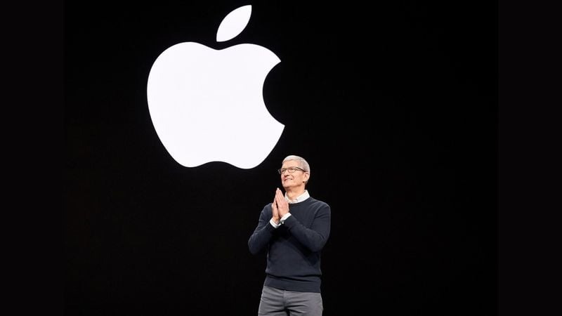 Tim Cook rời ghế CEO Apple 2026: Phản ứng từ Trump và các tỉ phú công nghệ - Ảnh 1.