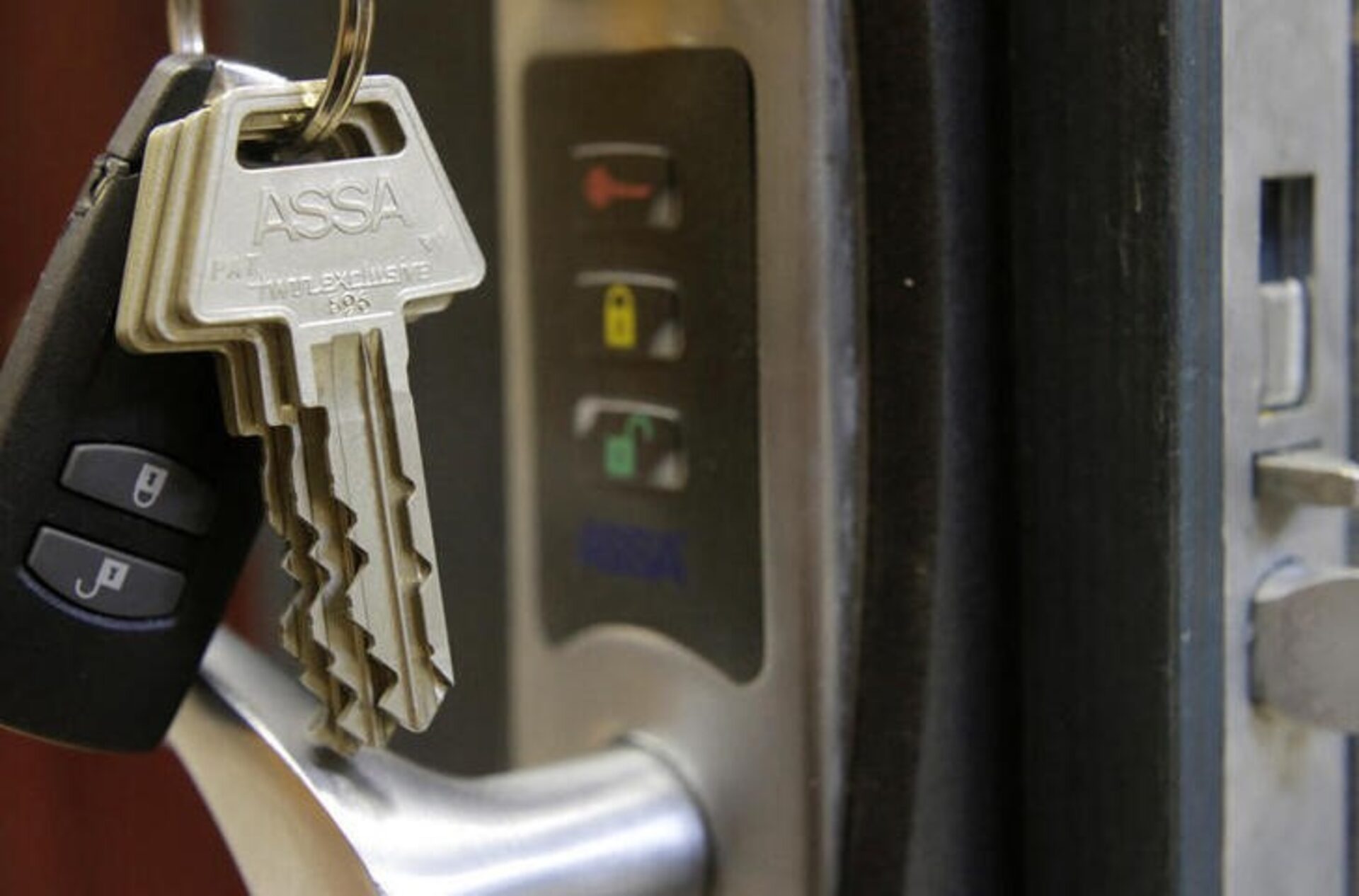 Một lỗi nhỏ với khóa thông minh có thể khiến người dùng không thể vào nhà - Ảnh 1.