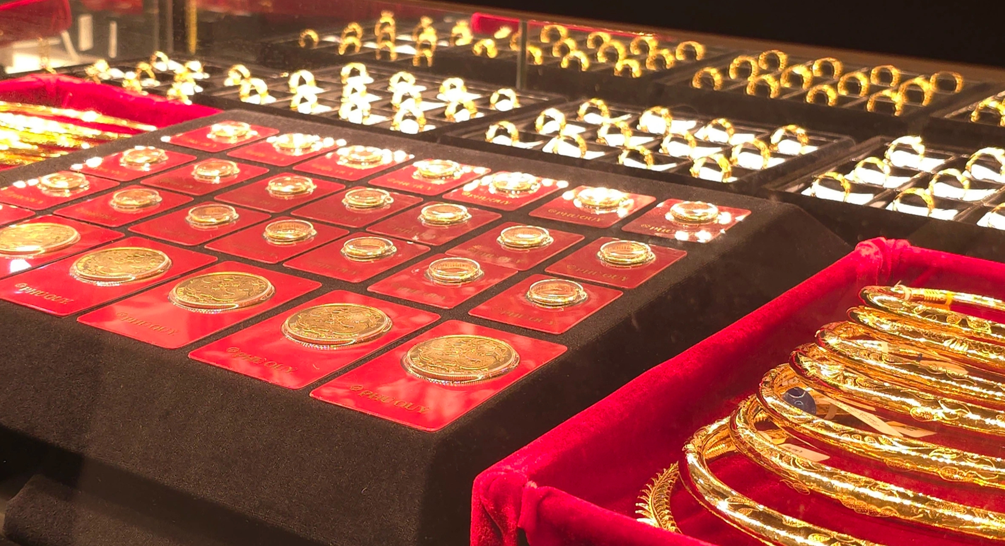 Lợi bất cập hại Khi cho doanh nghiệp vay vàng trong dân Năm 2026 - Ảnh 1.