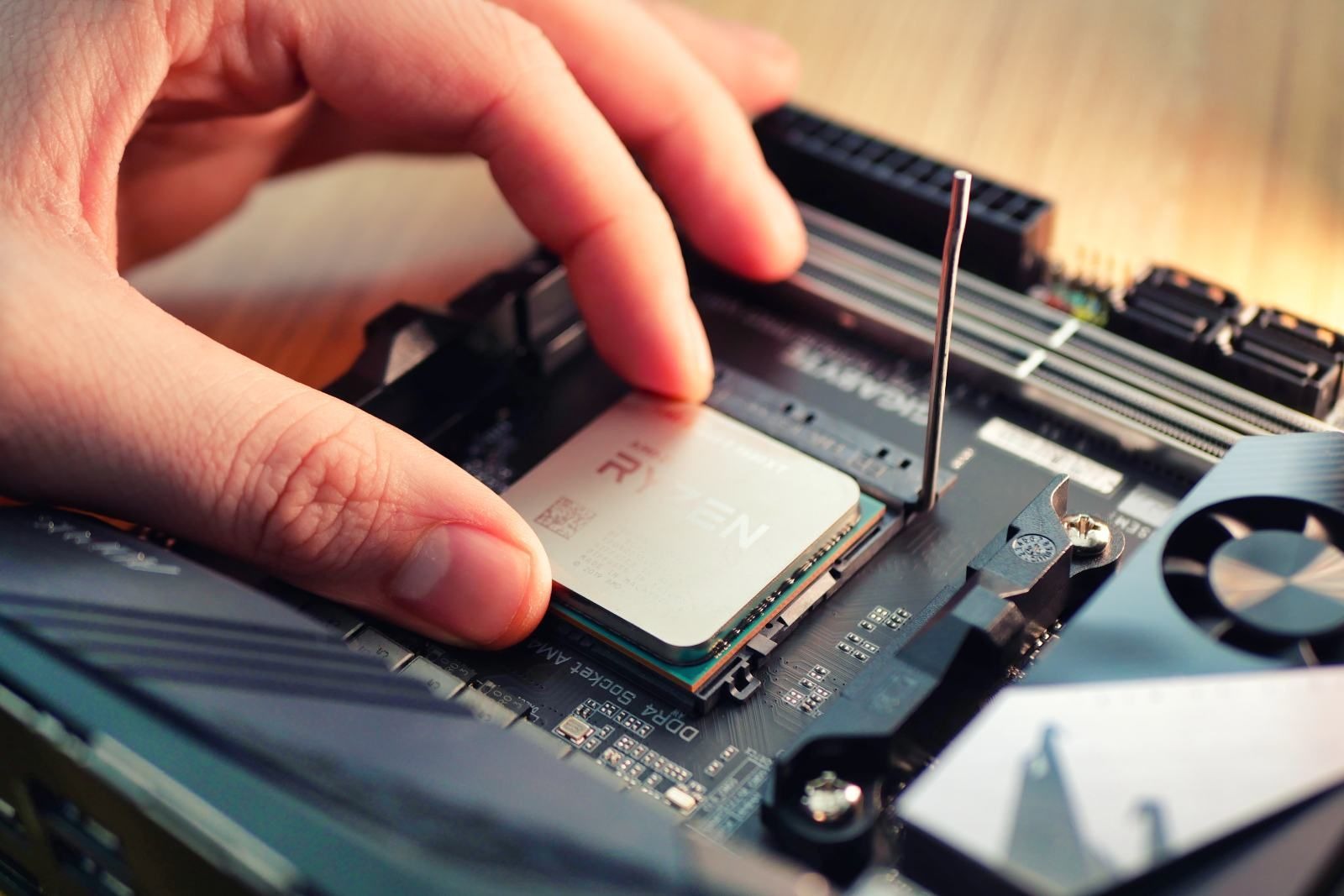 Điểm mặt 5 mẫu CPU đã quá cũ để 'chiến' game ở thời điểm hiện tại - Ảnh 1.