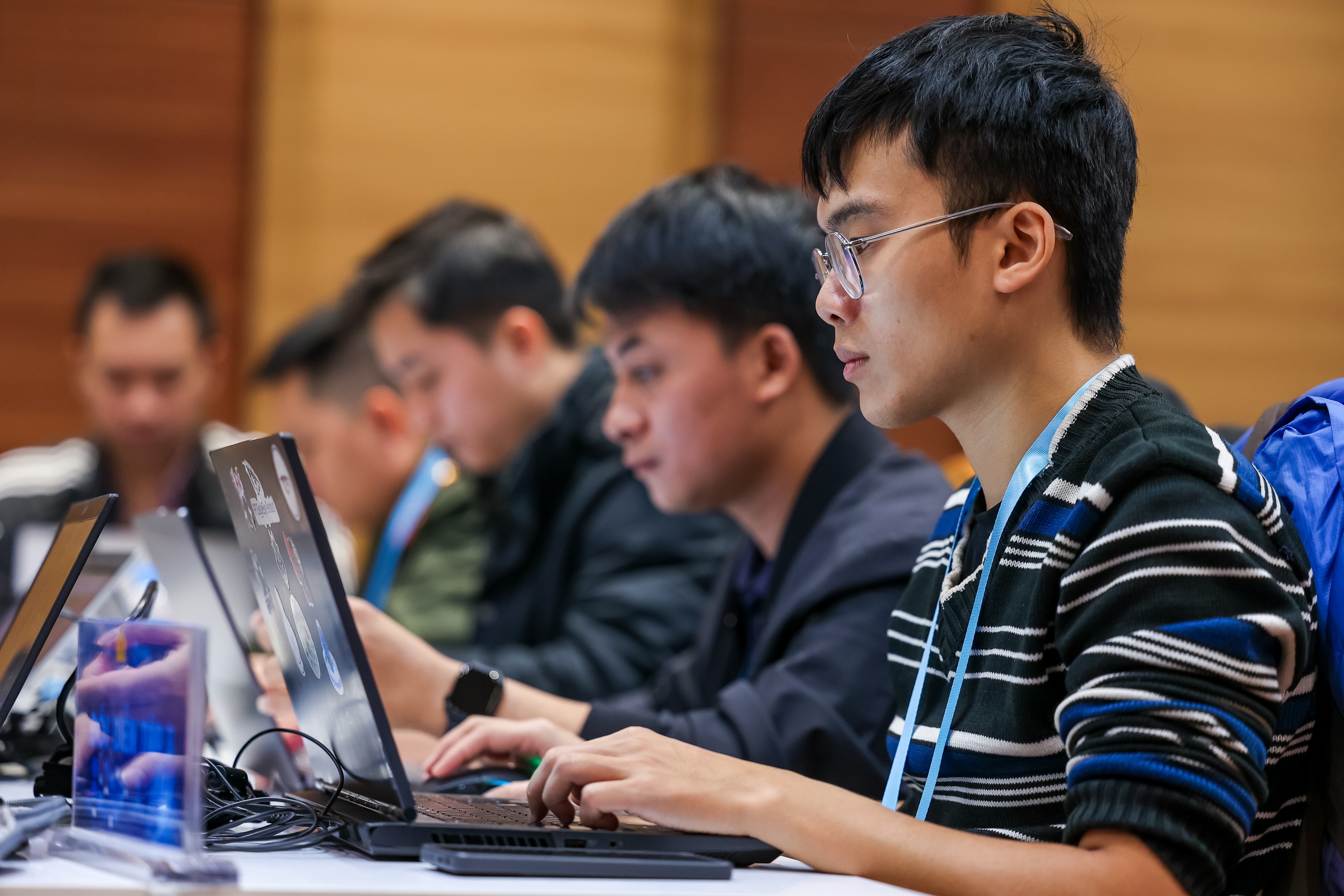 Nhân lực an ninh mạng thời đại AI cần có những gì? - Ảnh 2.