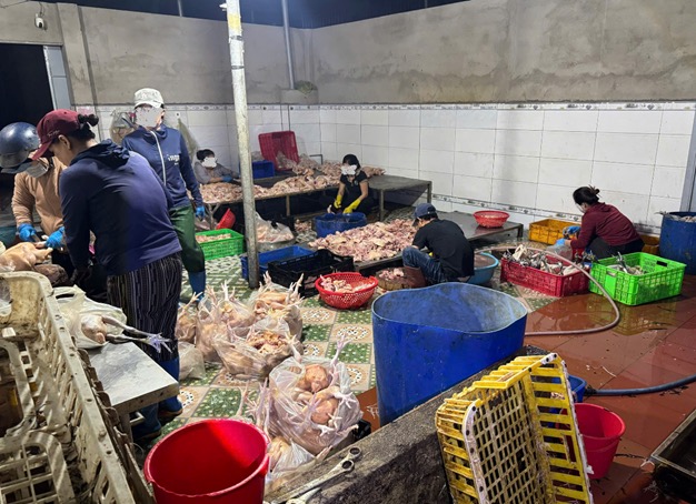 'Thực phẩm bẩn' nhức nhối, Bộ Y tế đề xuất phạt tiền đến 100 triệu đồng- Ảnh 1.