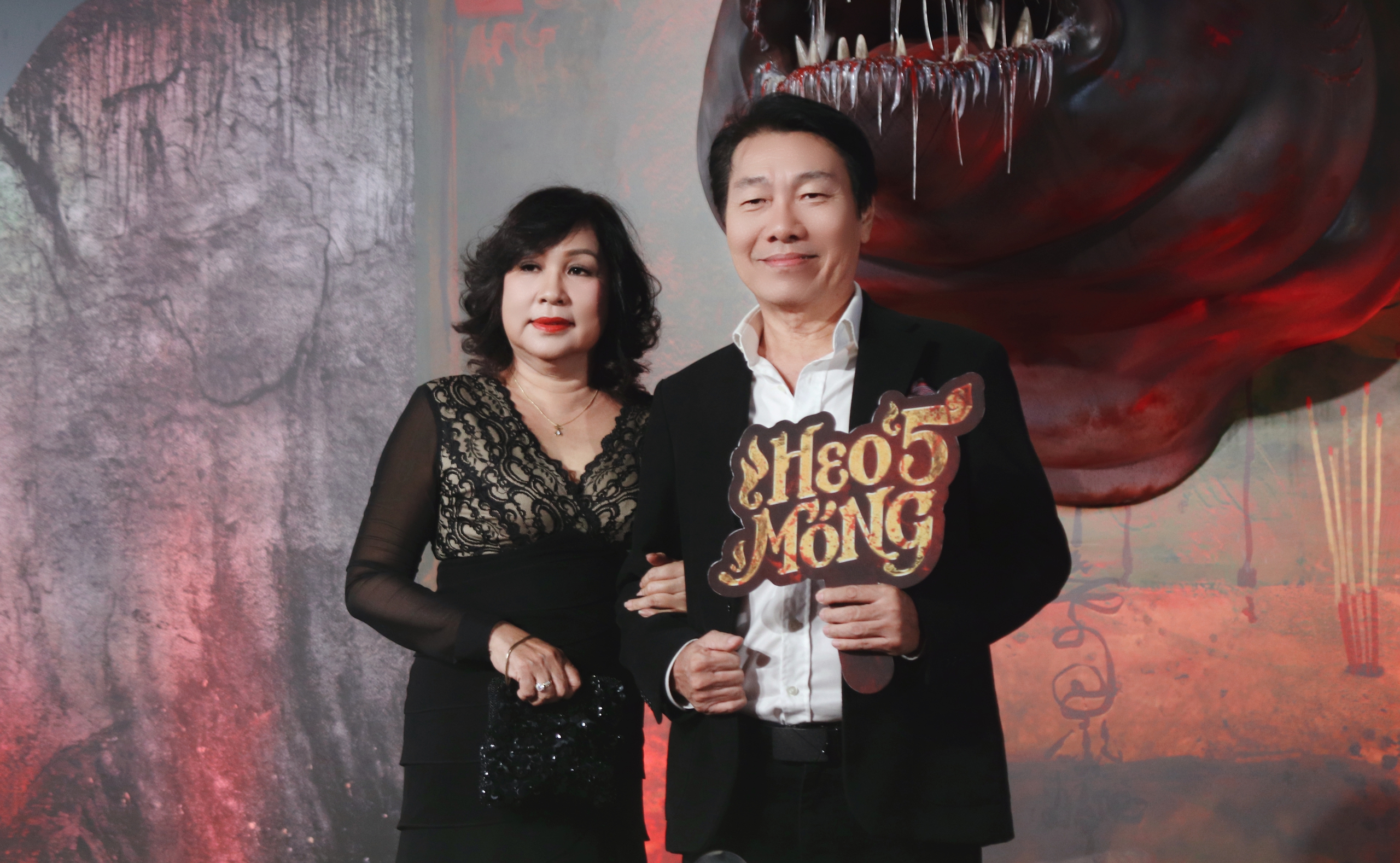 Kim Tuyến, Thi&ecirc;n An, Diệp Bảo Ngọc 'đọ sắc' tr&ecirc;n thảm đỏ - Ảnh 10.