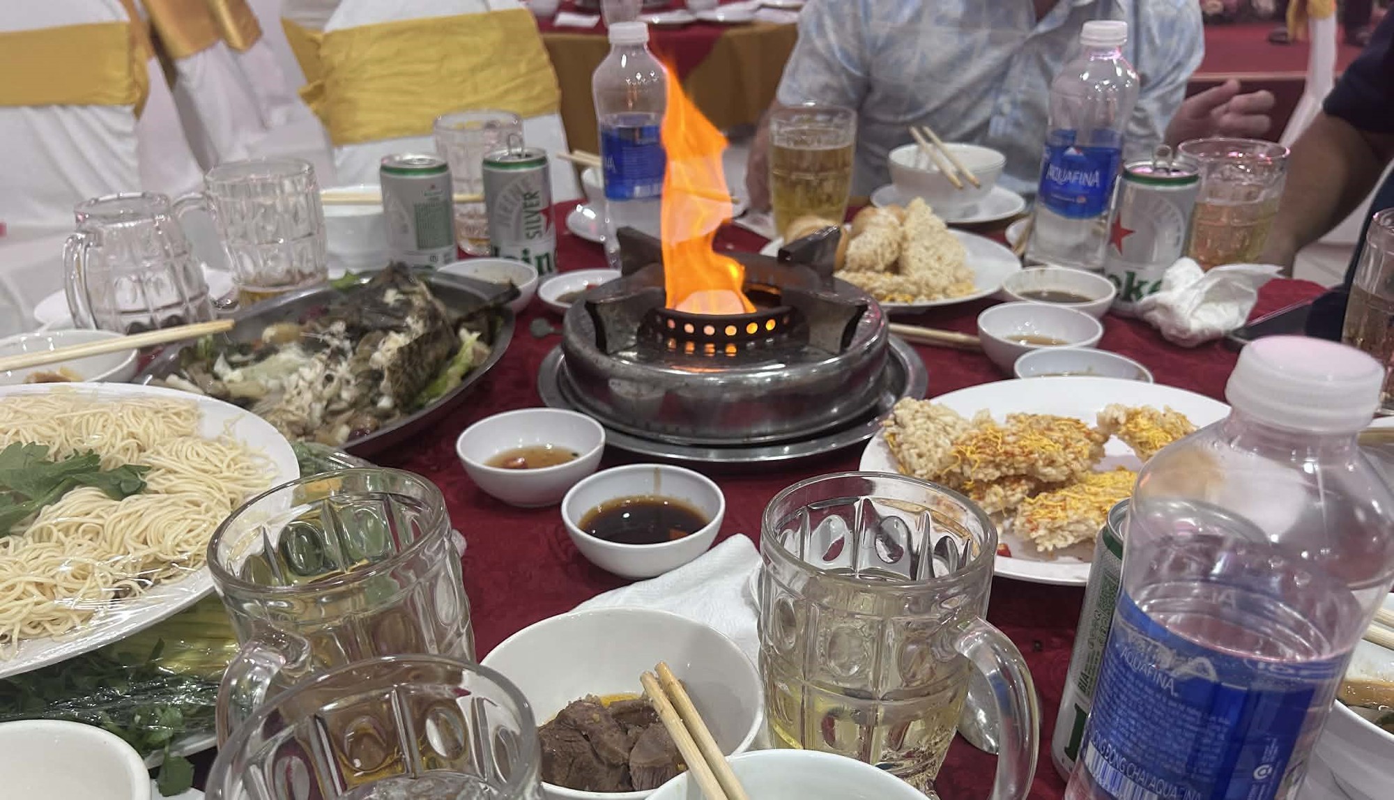 H&agrave;nh vi trước v&agrave; trong giờ l&agrave;m việc n&agrave;y c&oacute; thể bị phạt đến 3 triệu đồng- Ảnh 2.