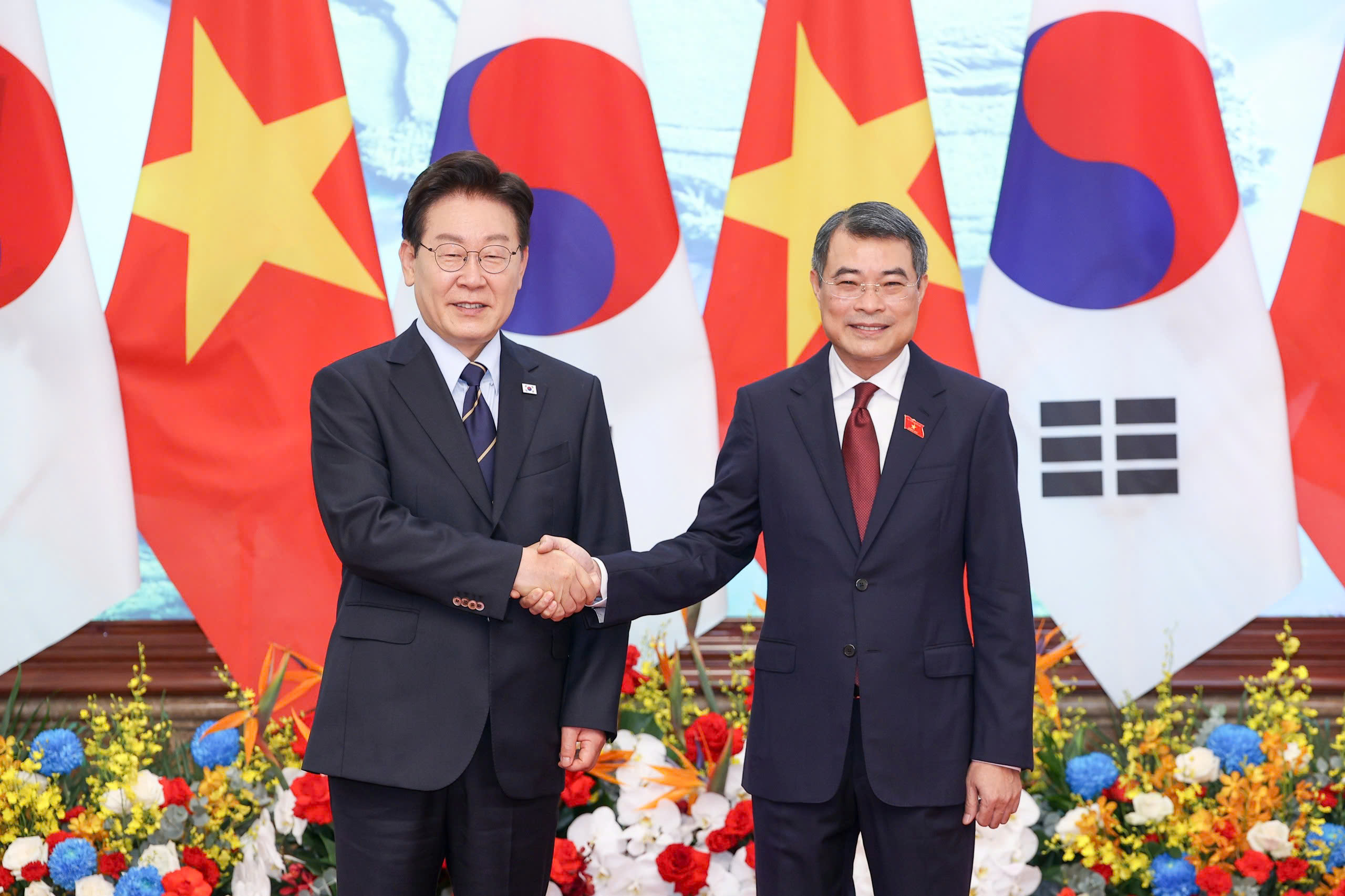 Th&agrave;nh c&ocirc;ng của Việt Nam cũng l&agrave; th&agrave;nh c&ocirc;ng của H&agrave;n Quốc - Ảnh 1.