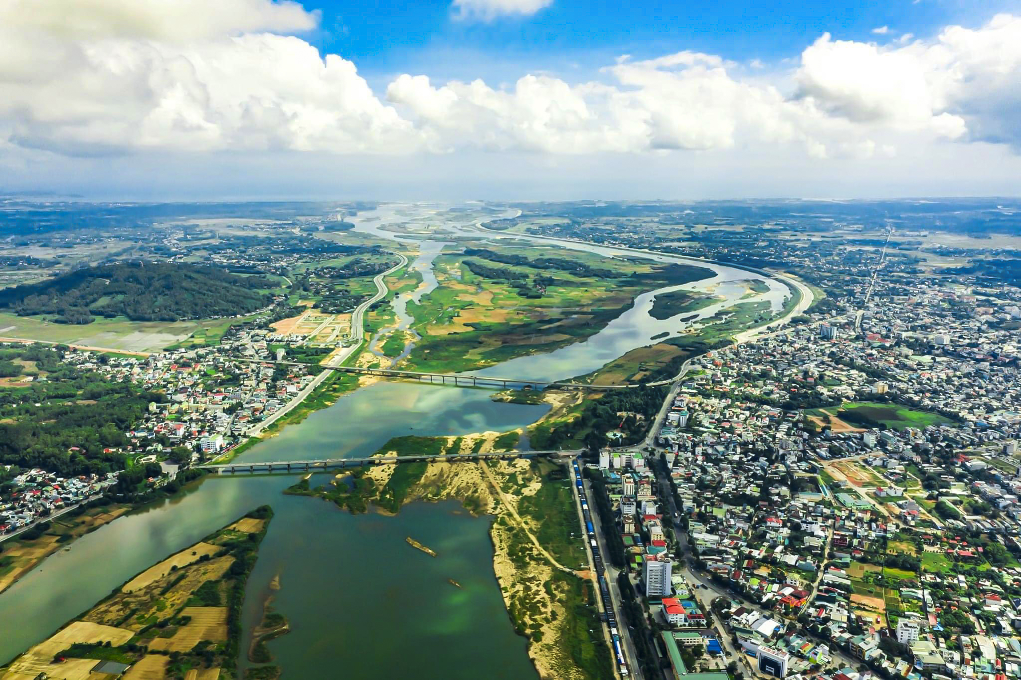 Nghề đặt ống tre bắt cá bống sông Trà Khúc - hương vị quê hương Quảng Ngãi - Ảnh 1.