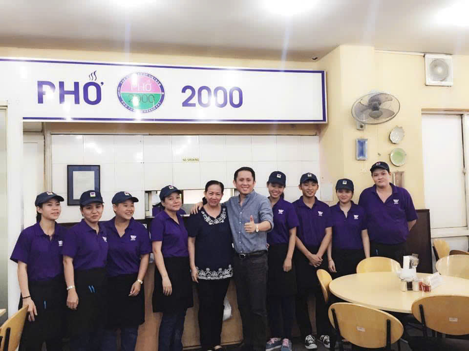 Qu&aacute;n phở ngay trung t&acirc;m TP.HCM được Tổng thống Mỹ Bill Clinton gh&eacute; ăn, giờ ra sao? - Ảnh 8.