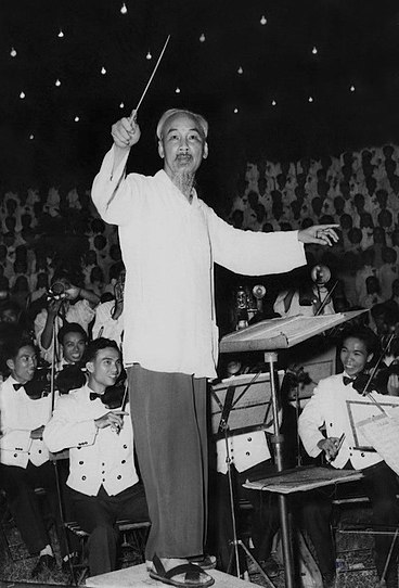 Nhớ 30.4 qua ảnh của nghệ sĩ L&acirc;m Hồng Long, Đo&agrave;n C&ocirc;ng T&iacute;nh

- Ảnh 2.