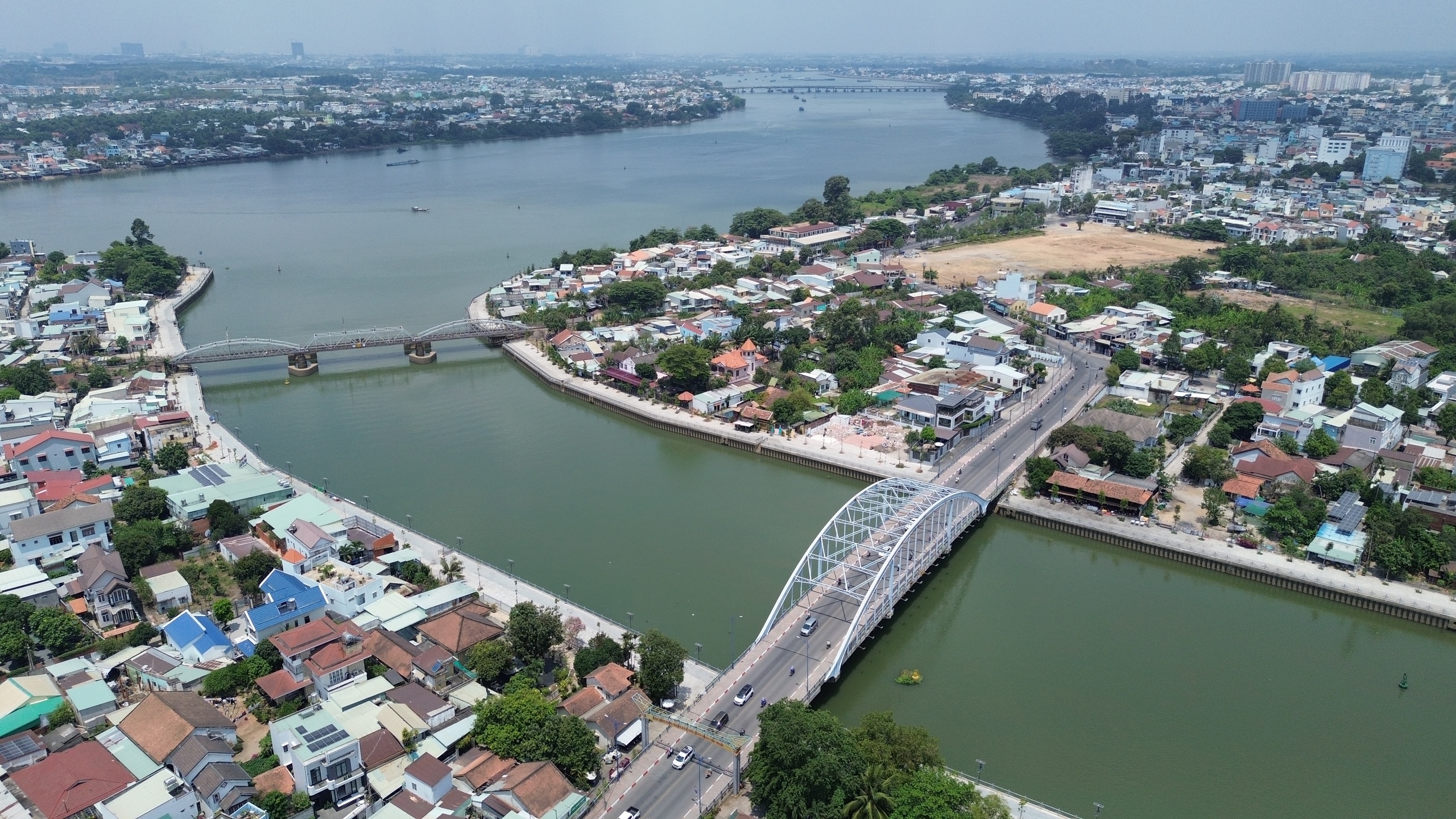 3 nhiệm vụ lớn thành phố Đồng Nai ưu tiên thực hiện trong thời gian tới- Ảnh 3.