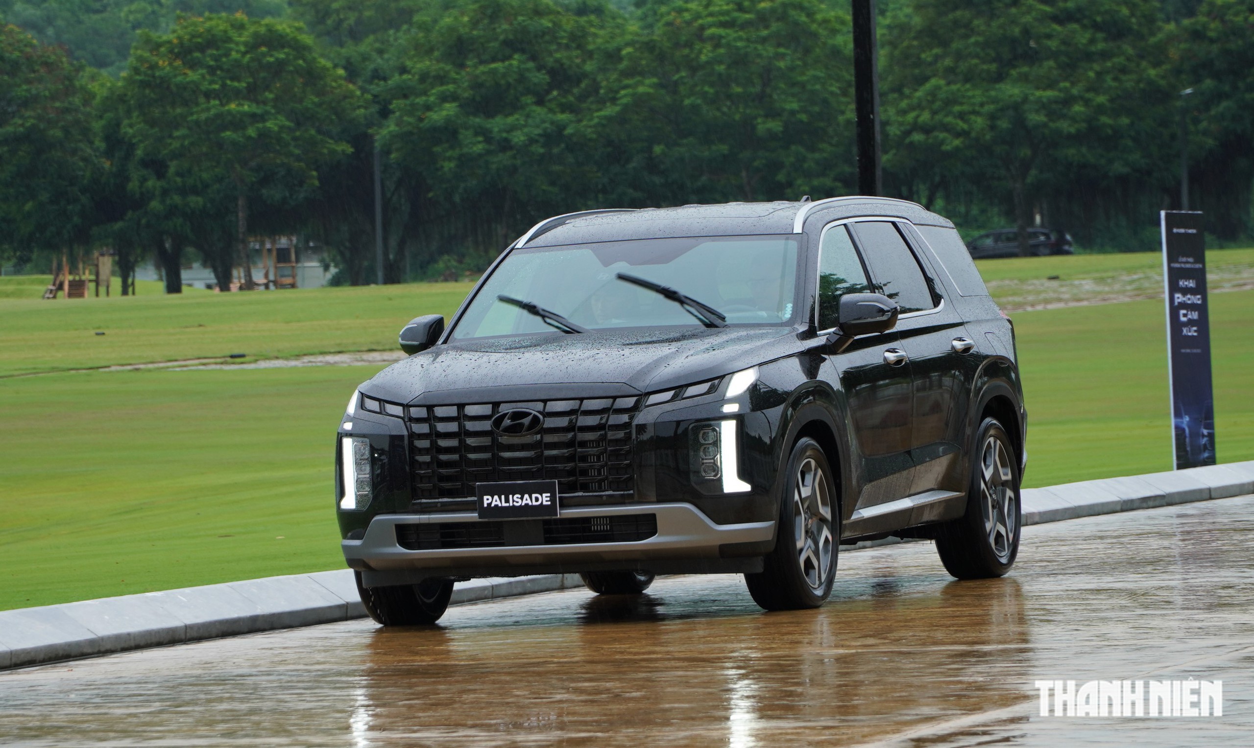 SUV 'xịn' nhất của Hyundai giảm giá gần 200 triệu, ngang ngửa Ford Everest SUV 'xịn' nhất của Hyundai giảm giá niêm yết gần 200 triệu, ngang ngửa Ford Everest - Ảnh 2.