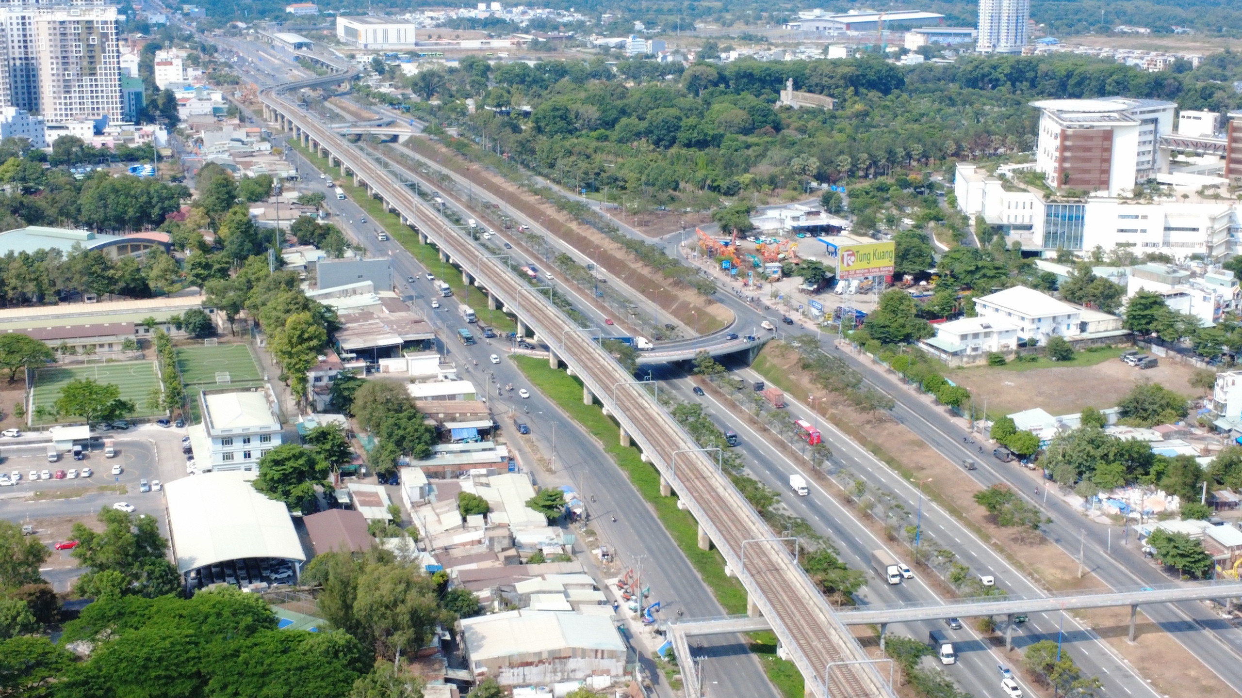 To&agrave;n cảnh khu đ&ocirc; thị Đại học Quốc gia TP.HCM: Nhiều đổi thay, chờ kết nối - Ảnh 2.