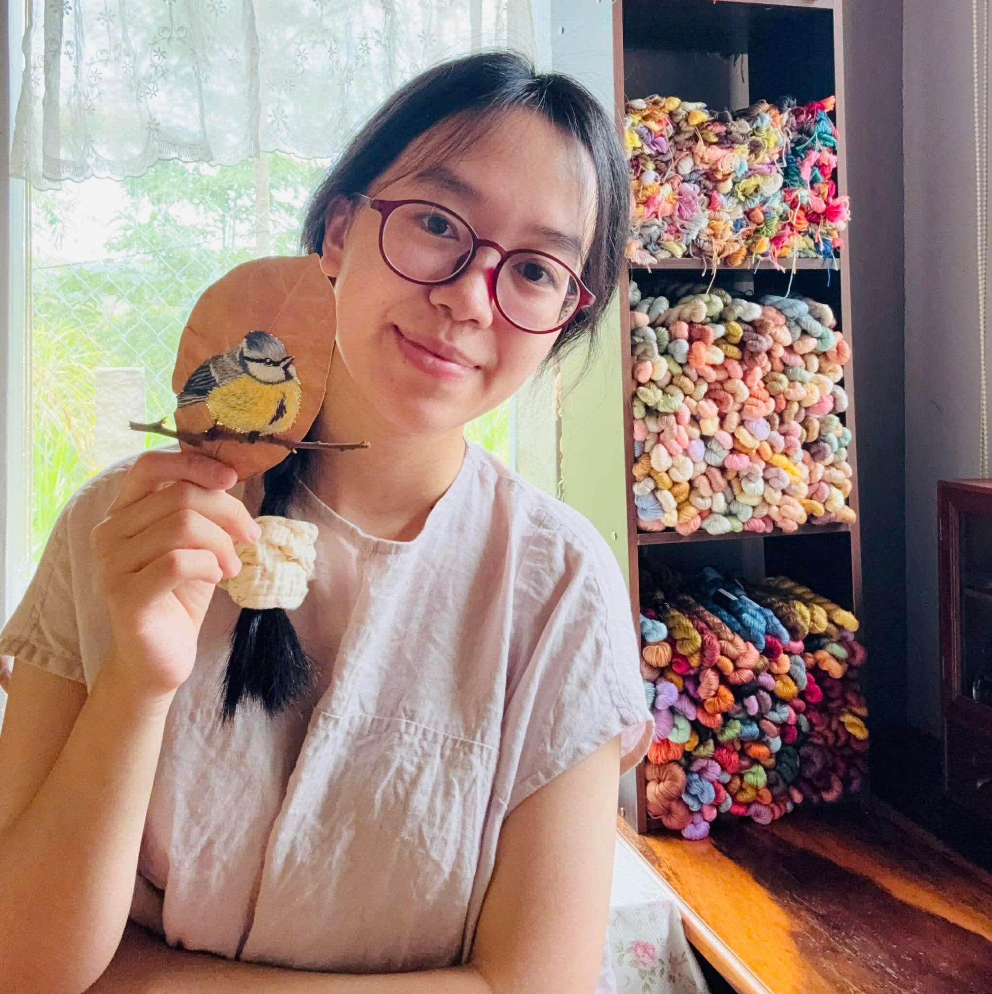 Cô gái biến lá mít khô thành tranh tiền triệu, khách hỏi mua ngay trong đêm - Ảnh 5.