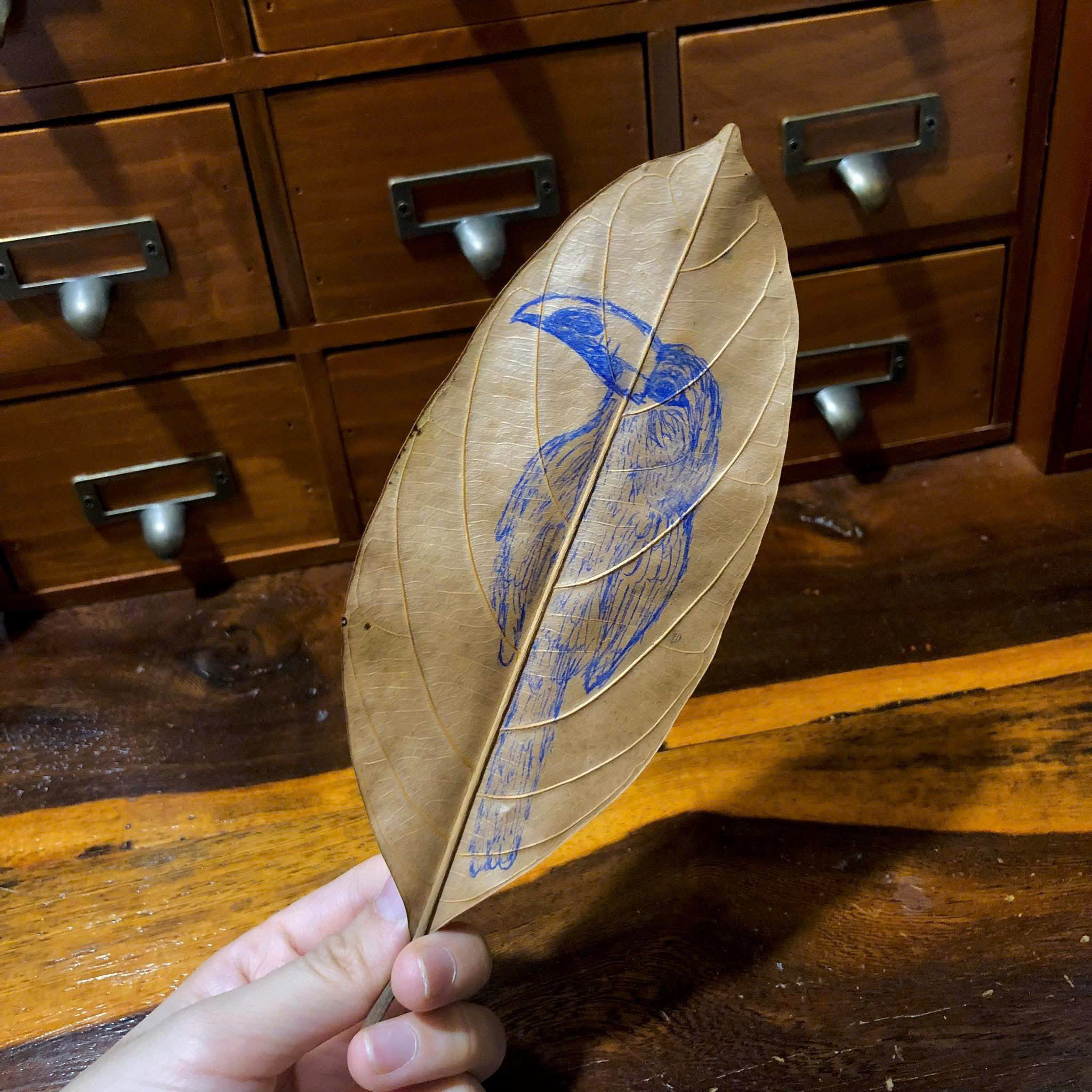 Cô gái biến lá mít khô thành tranh tiền triệu, khách hỏi mua ngay trong đêm - Ảnh 4.