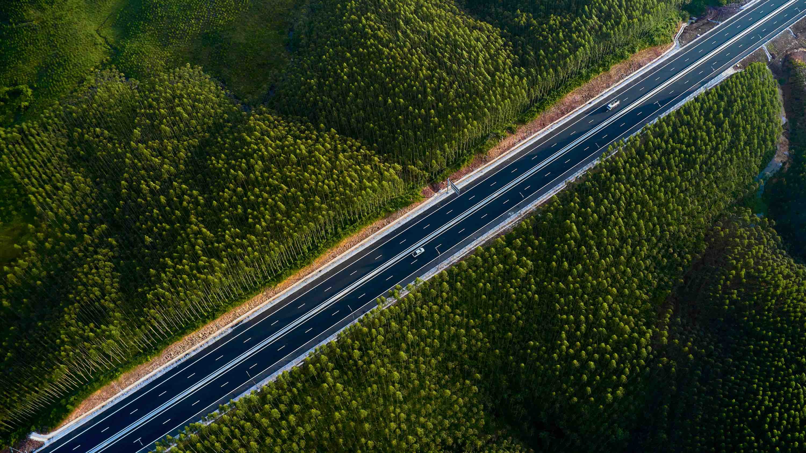 Đất nước qua những cung đường- Ảnh 4.