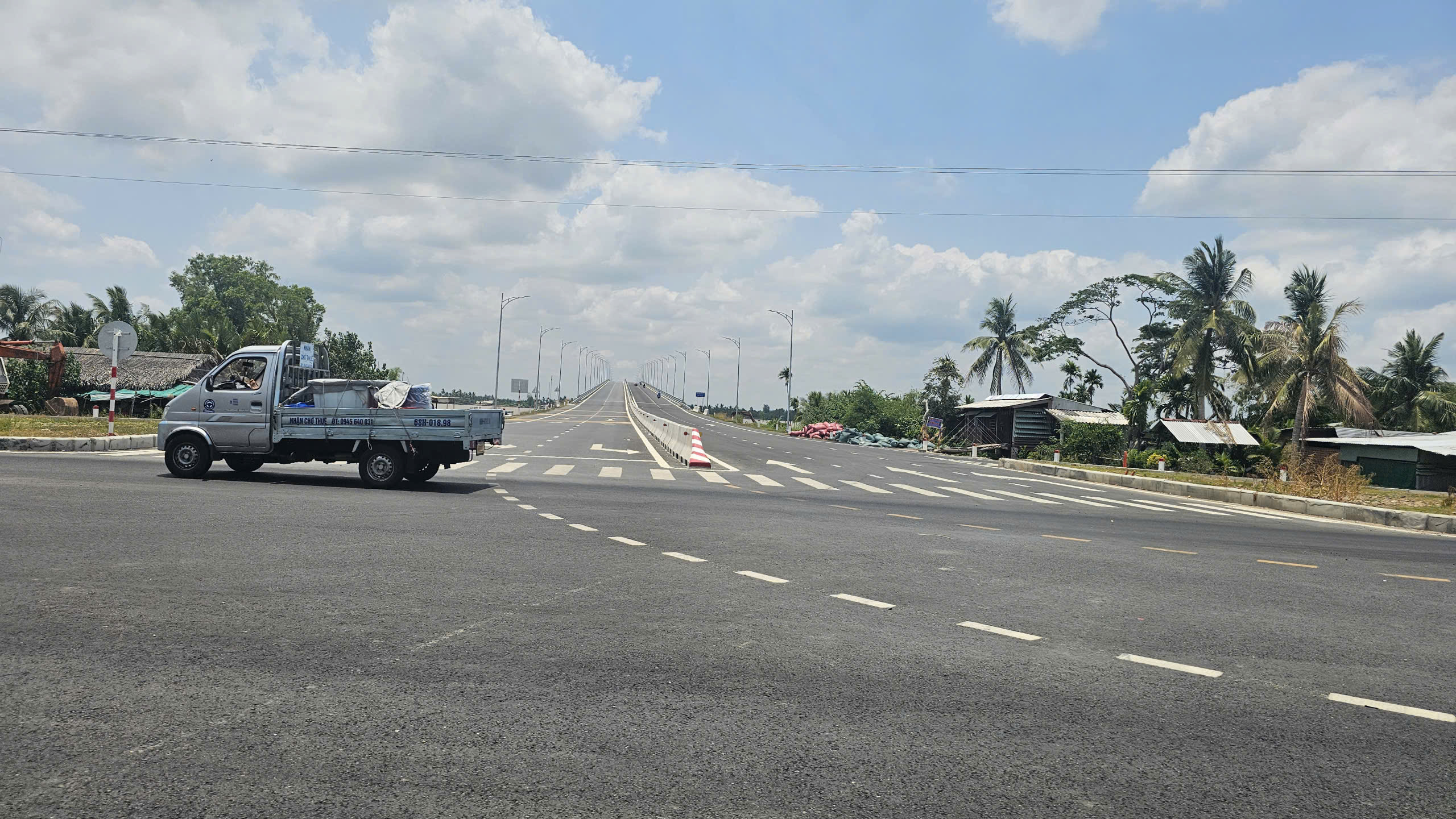 Th&ocirc;ng xe cầu Đại Ng&atilde;i 2, người d&acirc;n ng&oacute;ng tr&ocirc;ng cầu Đại Ng&atilde;i 1 sớm ho&agrave;n th&agrave;nh - Ảnh 16.