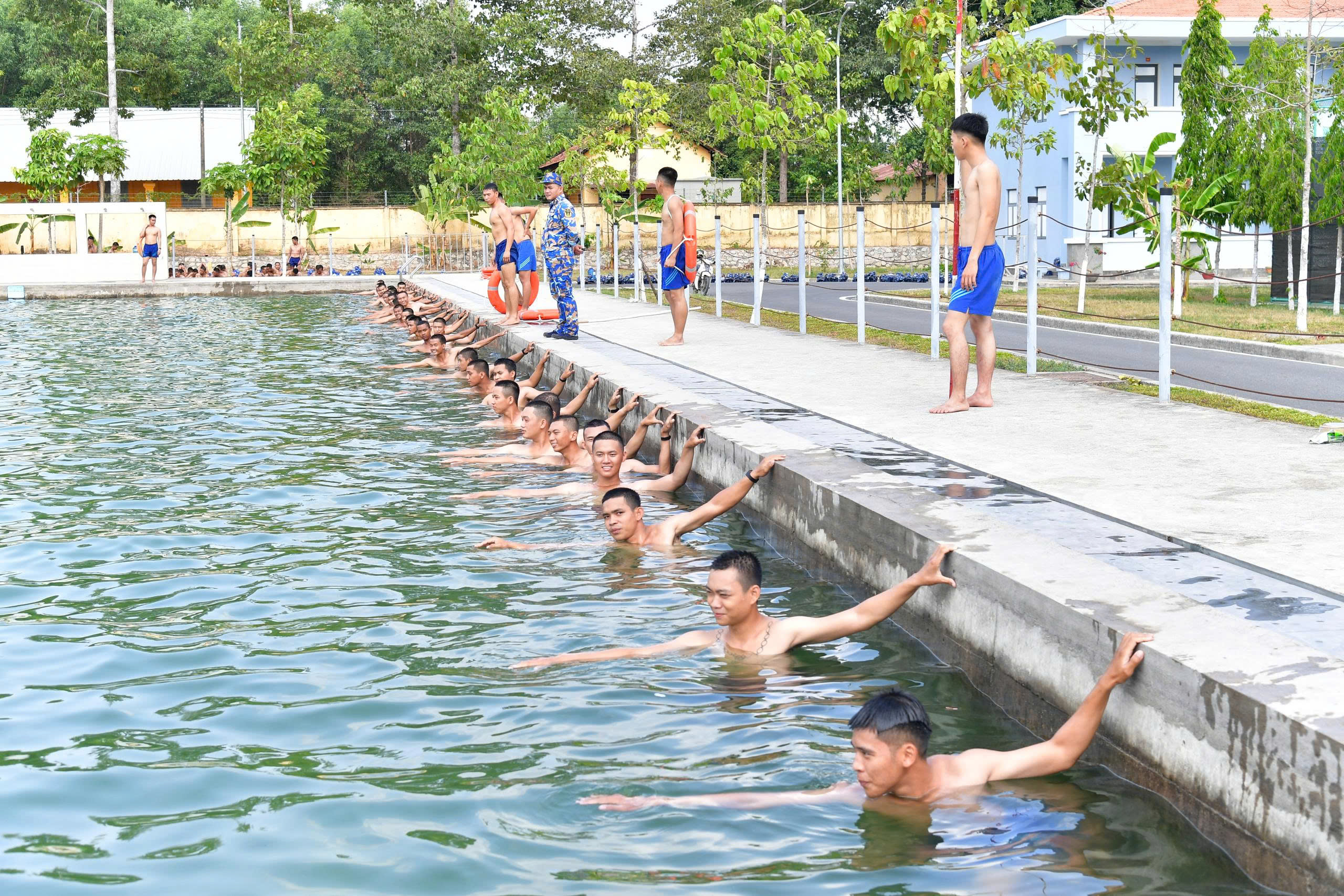 Thao trường của những người lính trẻ Vùng 2 Hải quân- Ảnh 15.