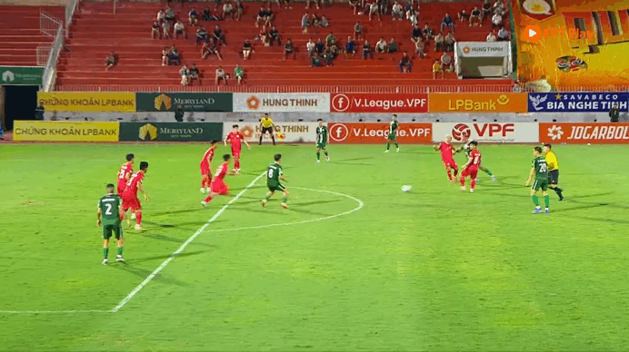 Minh Vương chơi qu&aacute; hay, Trường Tươi Đồng Nai thắng s&aacute;t n&uacute;t Quy Nhơn: Vẫn sừng sững tốp 1 - Ảnh 3.