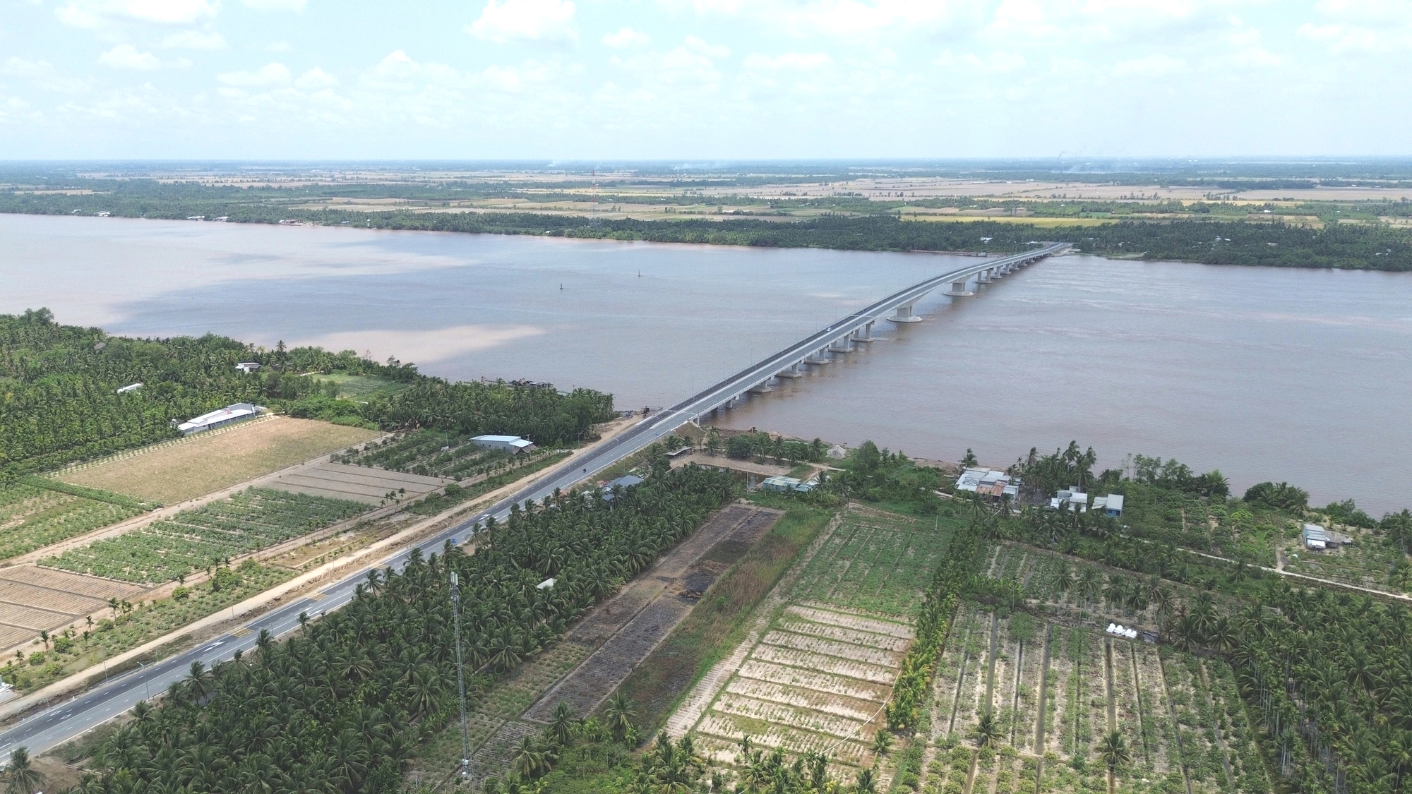 Th&ocirc;ng xe cầu Đại Ng&atilde;i 2, người d&acirc;n ng&oacute;ng tr&ocirc;ng cầu Đại Ng&atilde;i 1 sớm ho&agrave;n th&agrave;nh - Ảnh 14.