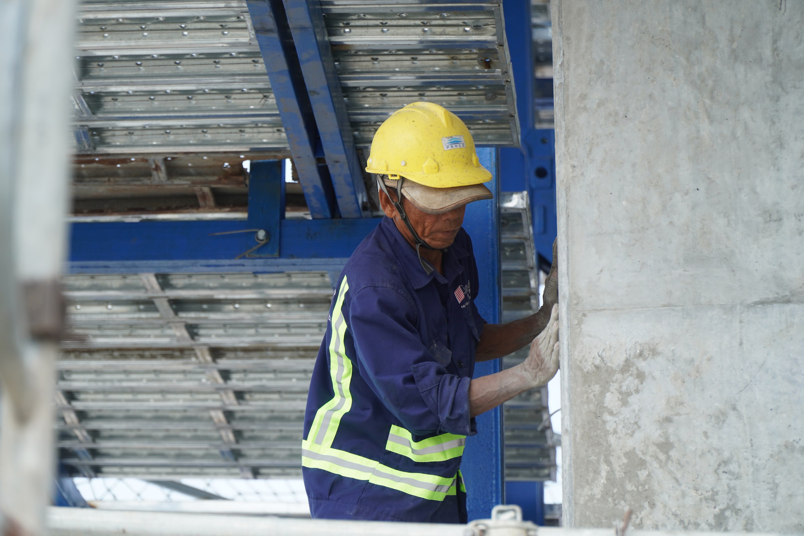 Th&ocirc;ng xe cầu Đại Ng&atilde;i 2, người d&acirc;n ng&oacute;ng tr&ocirc;ng cầu Đại Ng&atilde;i 1 sớm ho&agrave;n th&agrave;nh - Ảnh 5.