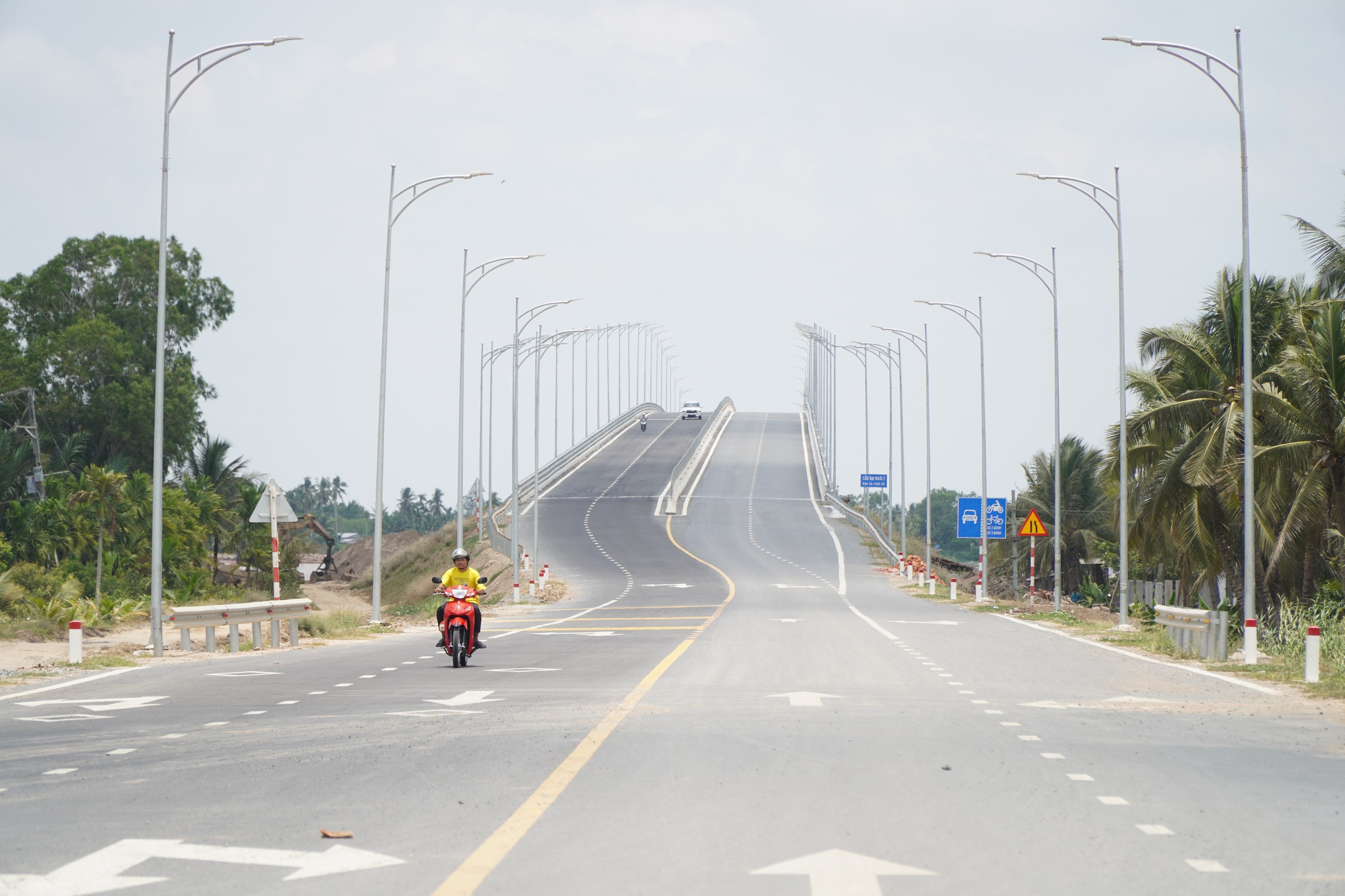 Th&ocirc;ng xe cầu Đại Ng&atilde;i 2, người d&acirc;n ng&oacute;ng tr&ocirc;ng cầu Đại Ng&atilde;i 1 sớm ho&agrave;n th&agrave;nh - Ảnh 15.