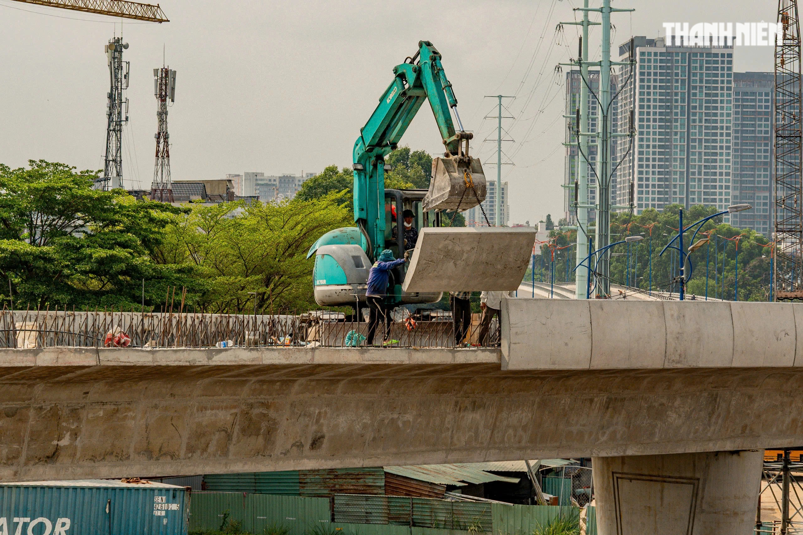 Cầu vượt n&uacute;t giao An Ph&uacute; hiện đại nhất TP.HCM th&ocirc;ng xe dịp 30.4- Ảnh 12.