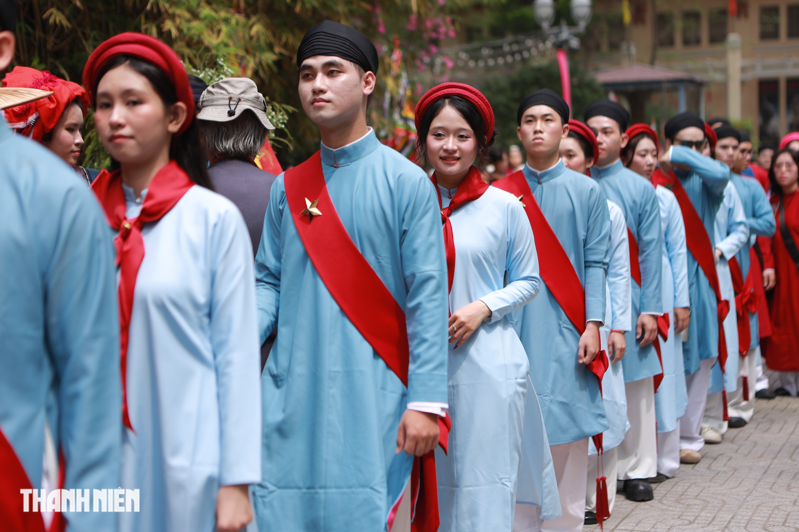 Giỗ tổ H&ugrave;ng Vương: 600 người diễu h&agrave;nh Việt phục trong Thảo Cầm Vi&ecirc;n S&agrave;i G&ograve;n - Ảnh 4.