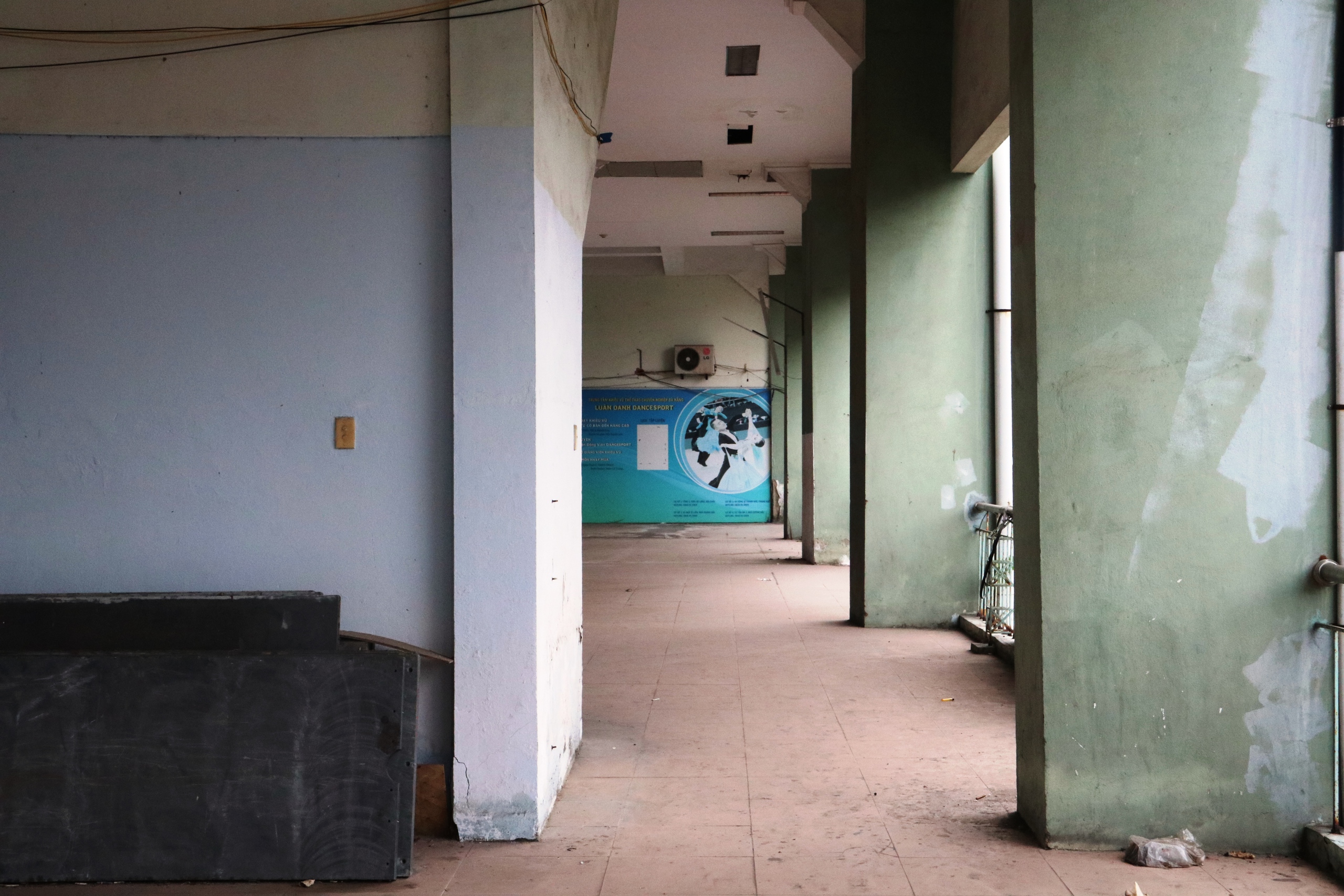 Cận &lsquo;chảo lửa&rsquo; s&acirc;n Chi Lăng hot nhất một thời ở Đ&agrave; Nẵng trước giờ 'xo&aacute; sổ' - Ảnh 5.