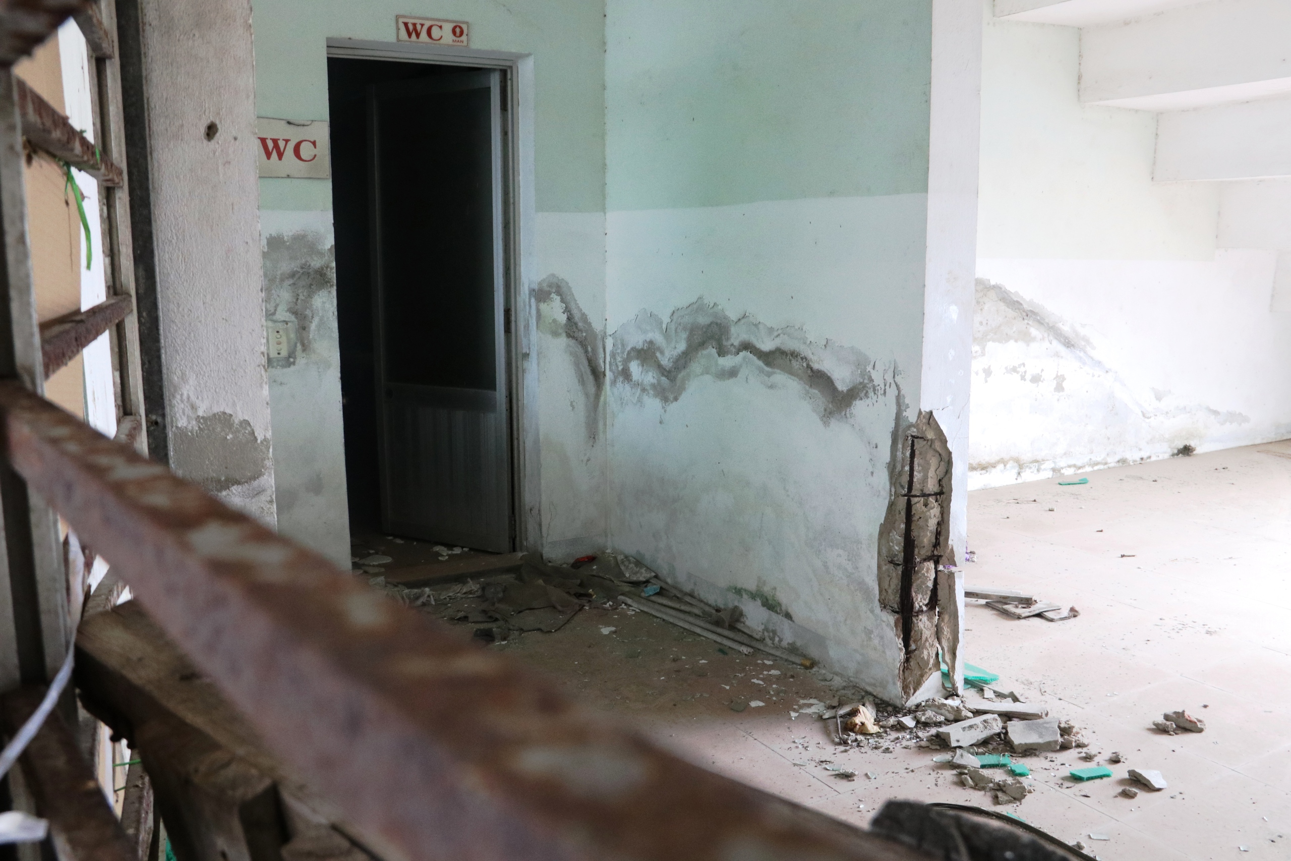 Cận &lsquo;chảo lửa&rsquo; s&acirc;n Chi Lăng hot nhất một thời ở Đ&agrave; Nẵng trước giờ 'xo&aacute; sổ' - Ảnh 9.