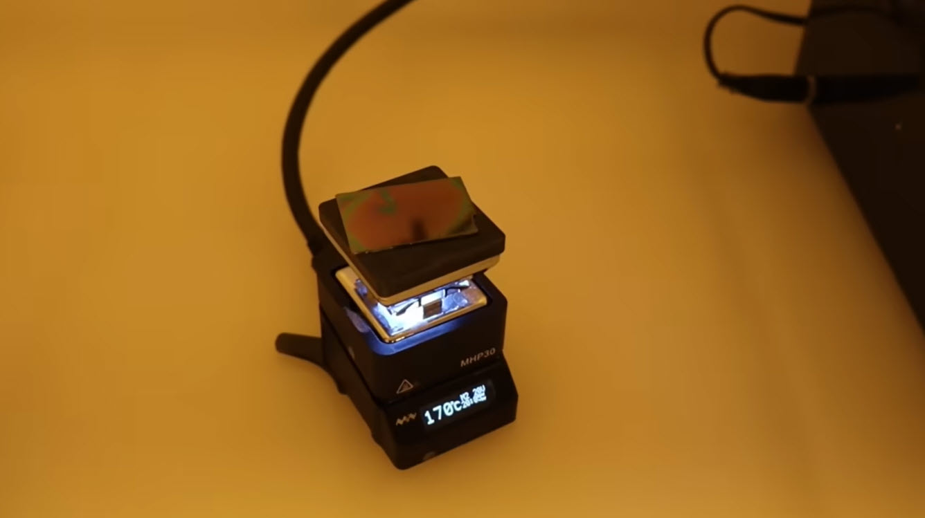 RAM tăng 'phi mã', YouTuber tự xây phòng thí nghiệm để đúc chip nhớ - Ảnh 2.