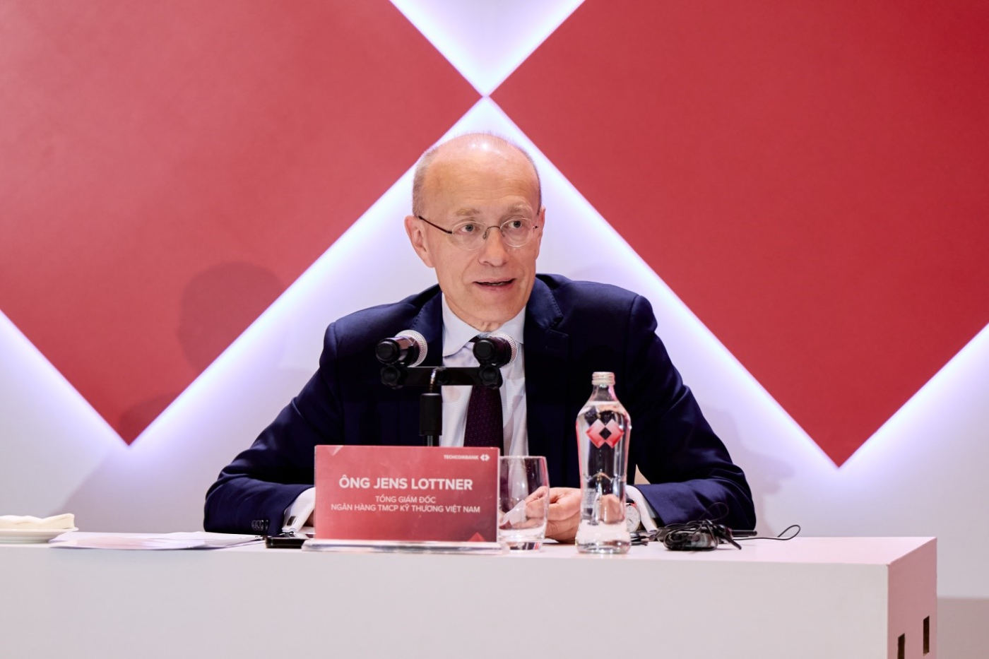 Chiến lược khác biệt tiếp tục giúp Techcombank và hệ sinh thái vươn tầm ra 'biển lớn'  - Ảnh 3.