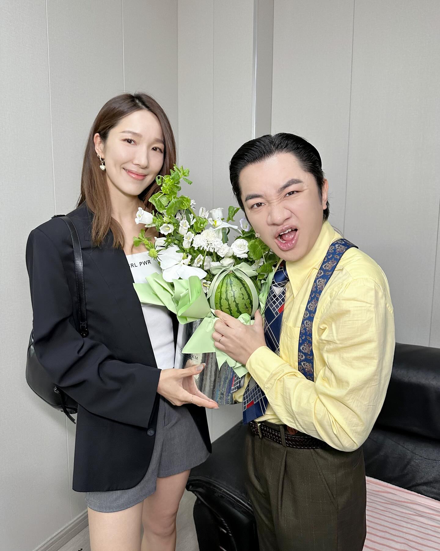 H&ocirc;n nh&acirc;n ngọt ng&agrave;o của 'ch&uacute; l&ugrave;n' Vương Tổ Lam v&agrave; vợ hoa hậu - Ảnh 8.