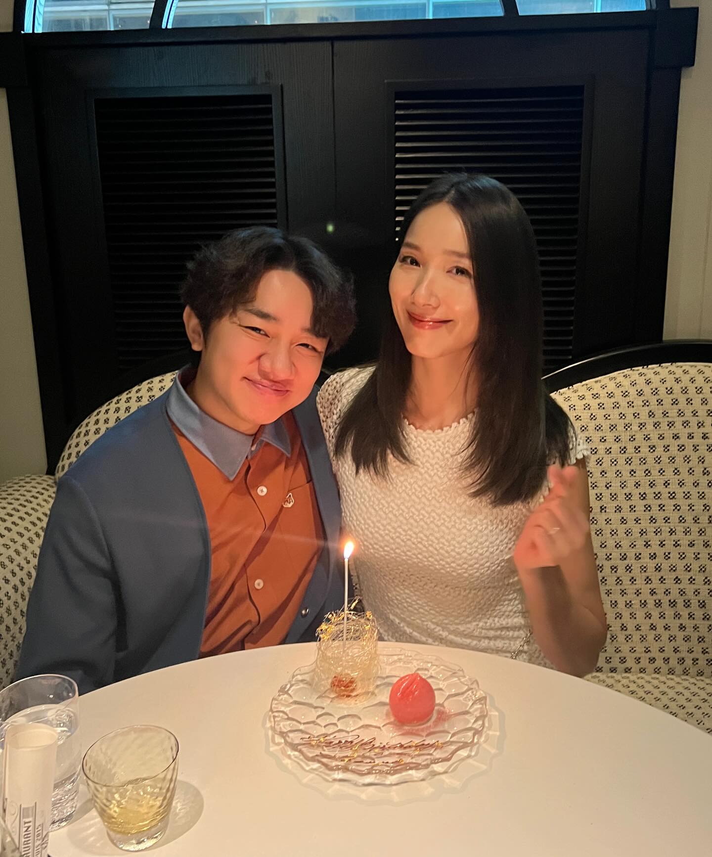 H&ocirc;n nh&acirc;n ngọt ng&agrave;o của 'ch&uacute; l&ugrave;n' Vương Tổ Lam v&agrave; vợ hoa hậu - Ảnh 11.