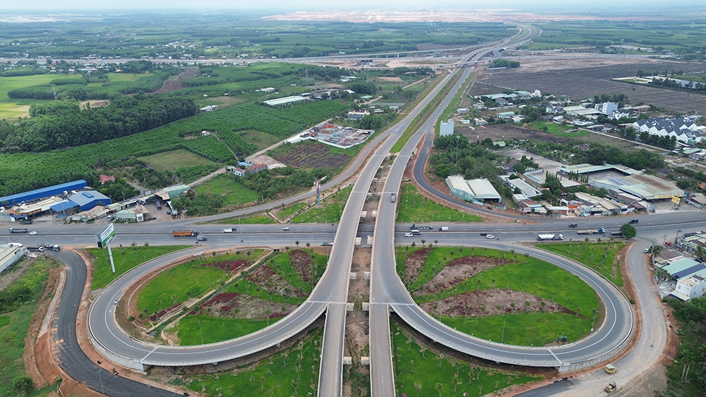 Đồng Nai mở rộng bi&ecirc;n độ ph&aacute;t triển- Ảnh 1.