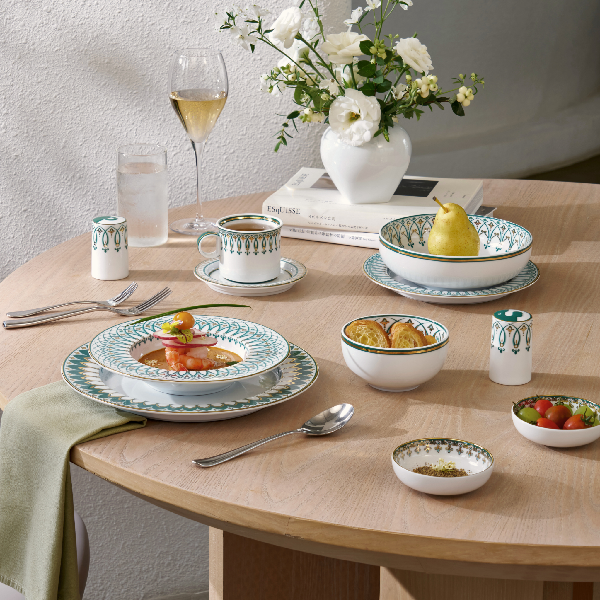 Thị trường qu&agrave; tặng: Sản phẩm c&oacute; chiều s&acirc;u văn h&oacute;a ng&agrave;y c&agrave;ng được ưa chuộng- Ảnh 5.