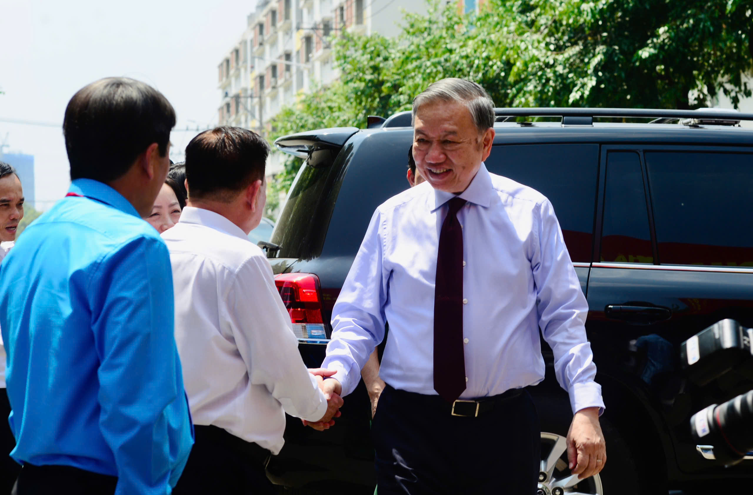 Tổng Bí thư, Chủ tịch nước Tô Lâm thăm khu nhà ở xã hội Becamex Định Hòa - Ảnh 1.