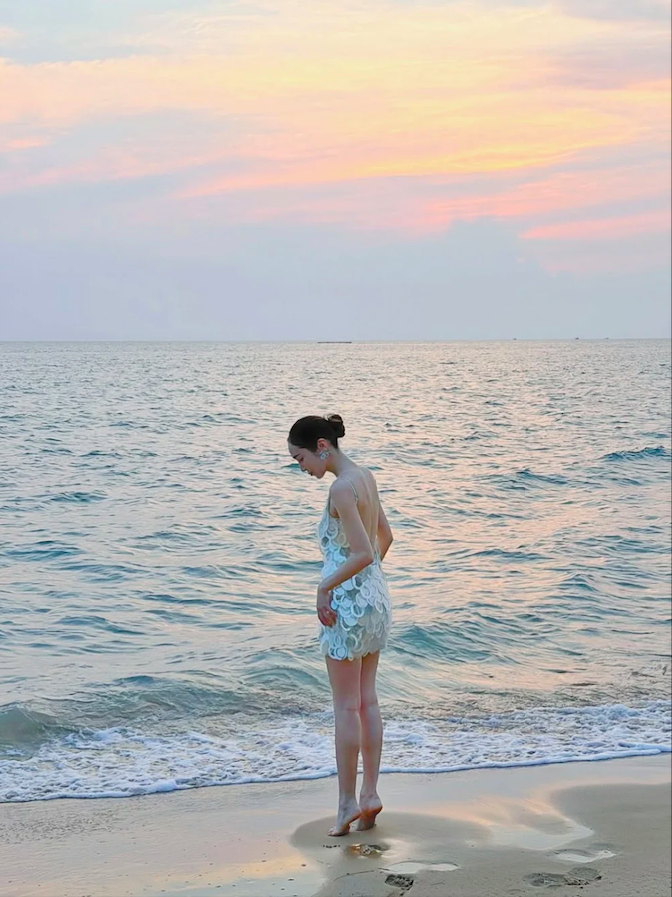 'C&ocirc;ng ch&uacute;a băng gi&aacute;' Jessica Jung khoe sắc quyến rũ ở Ph&uacute; Quốc - Ảnh 3.