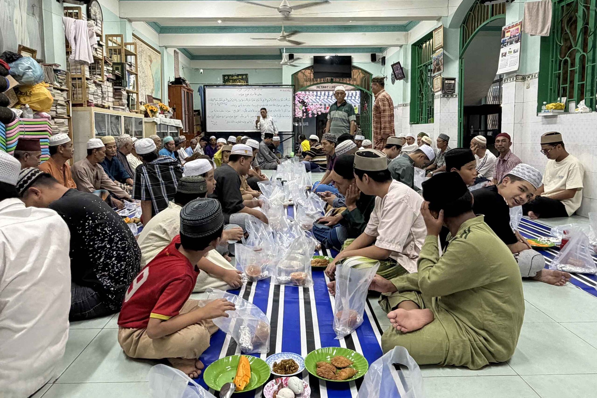 Phương Nam hội tụ v&agrave; dung h&ograve;a văn h&oacute;a- Ảnh 4.
