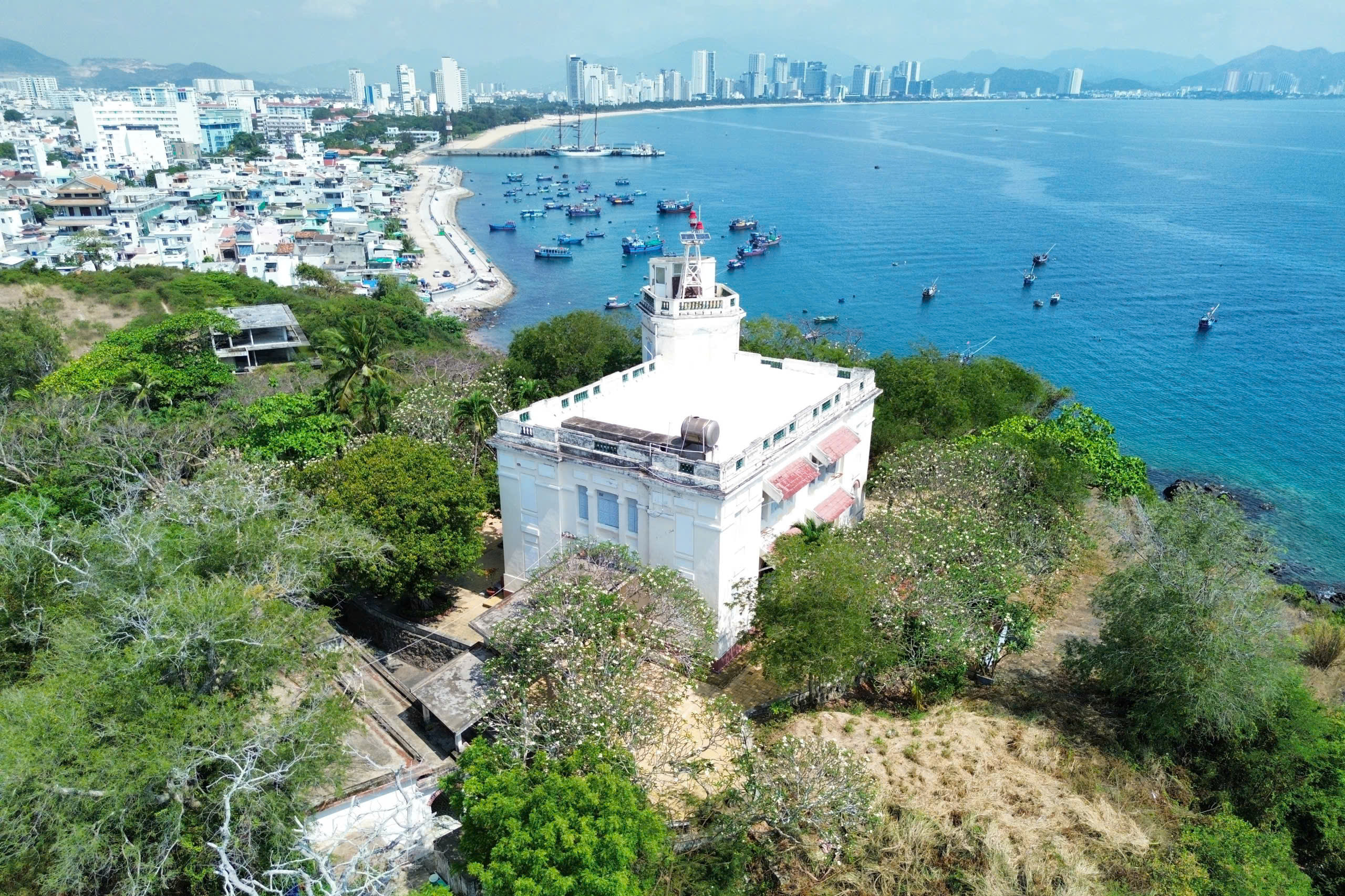 Biệt thự Cầu Đ&aacute; Nha Trang mở cửa đ&oacute;n kh&aacute;ch sau hơn 10 năm dừng hoạt động- Ảnh 8.