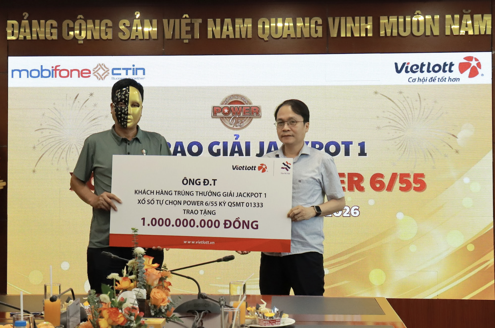 Nam doanh nhân trúng 91 tỉ sau 10 năm mua Vietlott mỗi ngày - Ảnh 2.