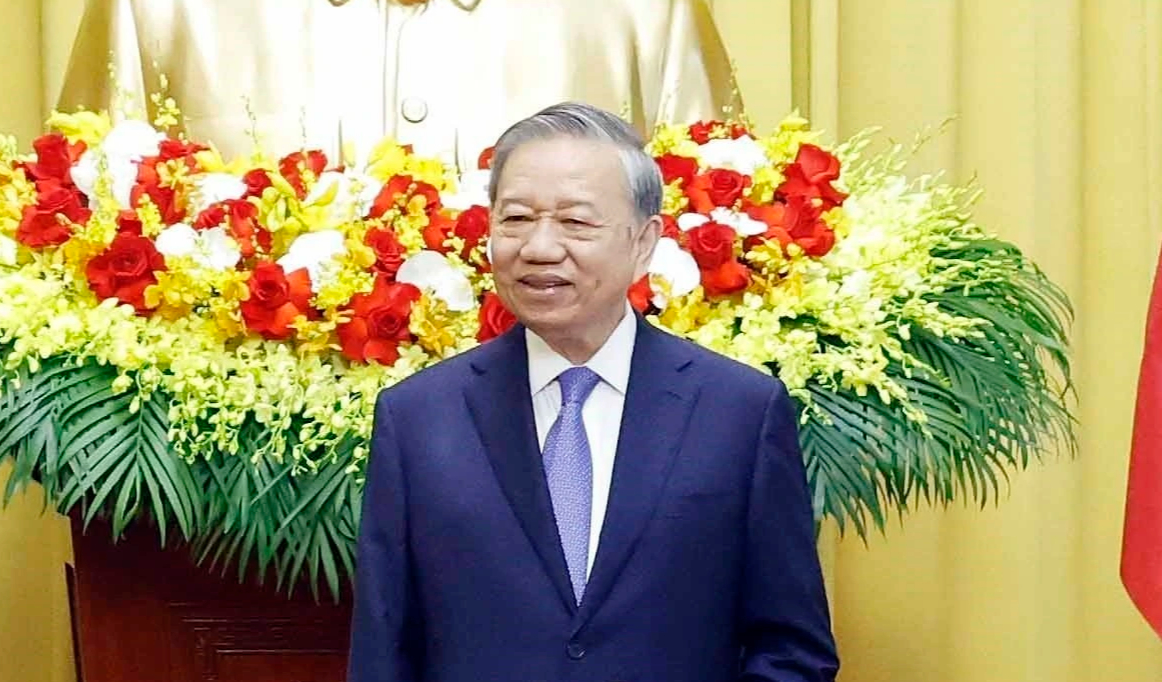 Trao quyết định bổ nhiệm 5 đại sứ Việt Nam tại nước ngo&agrave;i- Ảnh 2.