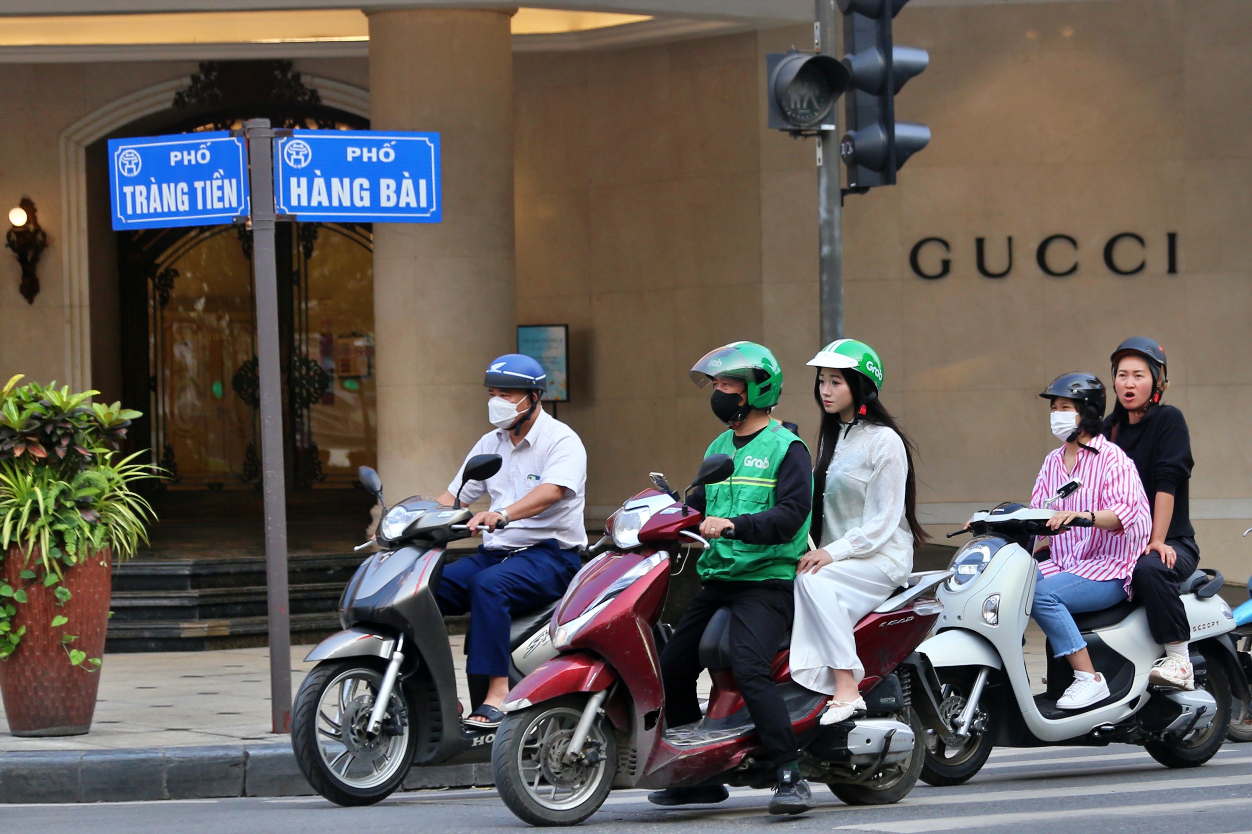 Hà Nội triển khai vùng phát thải thấp: Cấm xe máy xăng vào nội thành từ 1/7