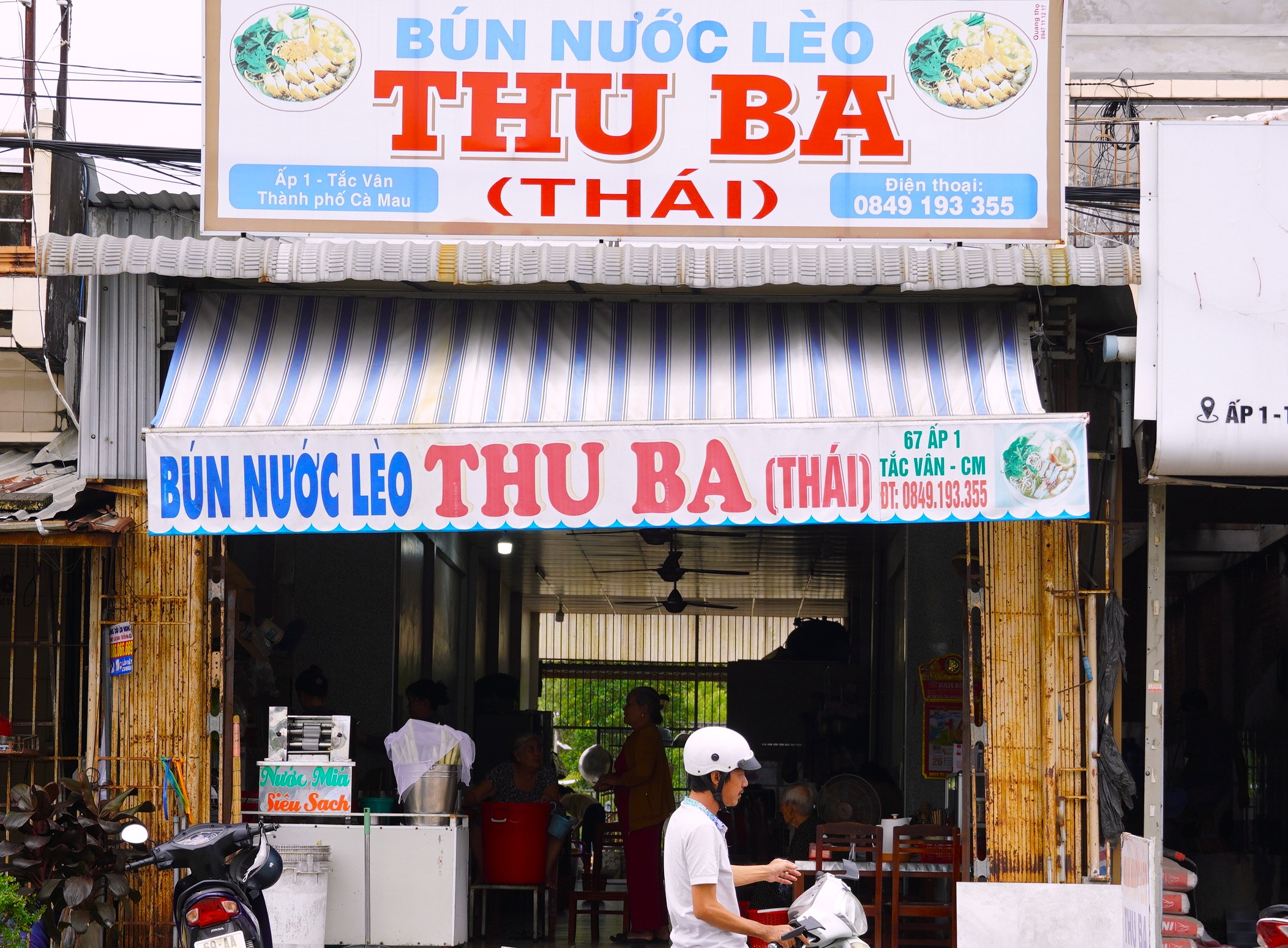 Qu&aacute;n b&uacute;n nước l&egrave;o chỉ b&aacute;n t&ocirc;m đất suốt 40 năm vẫn h&uacute;t kh&aacute;ch C&agrave; Mau   - Ảnh 1.