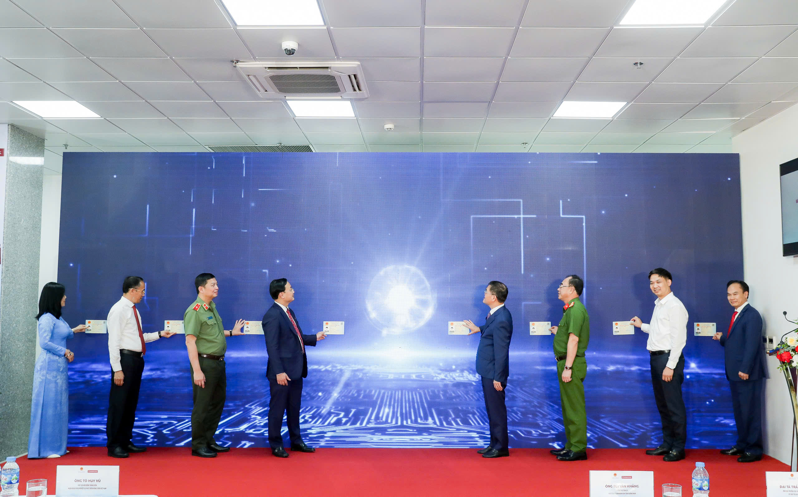Agribank đồng hành cùng tỉnh Quảng Ninh triển khai mô hình Kiosk thông minh- Ảnh 3.
