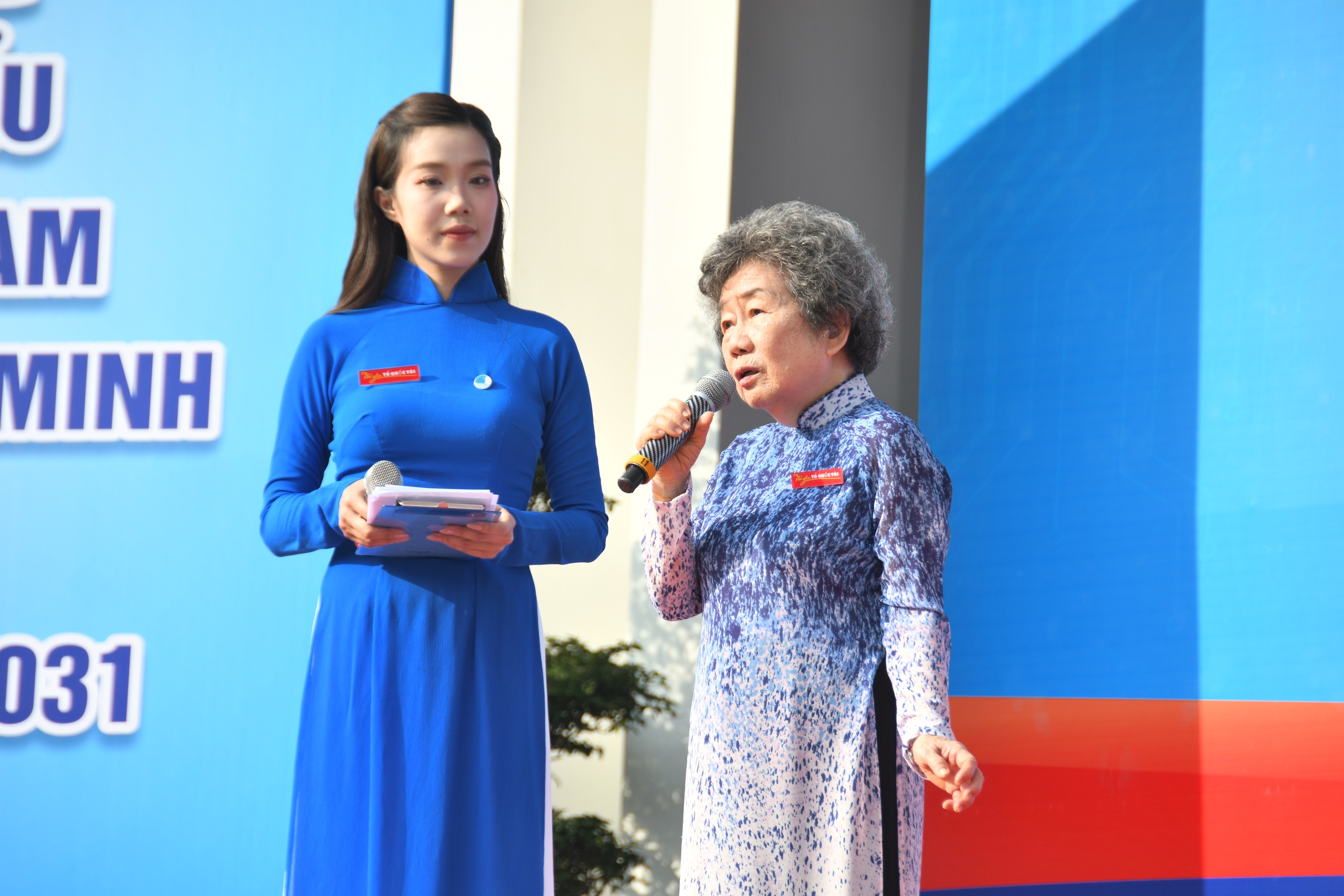 51 năm đất nước thống nhất: Lễ ch&agrave;o cờ đặc biệt tại Dinh Độc Lập  - Ảnh 5.