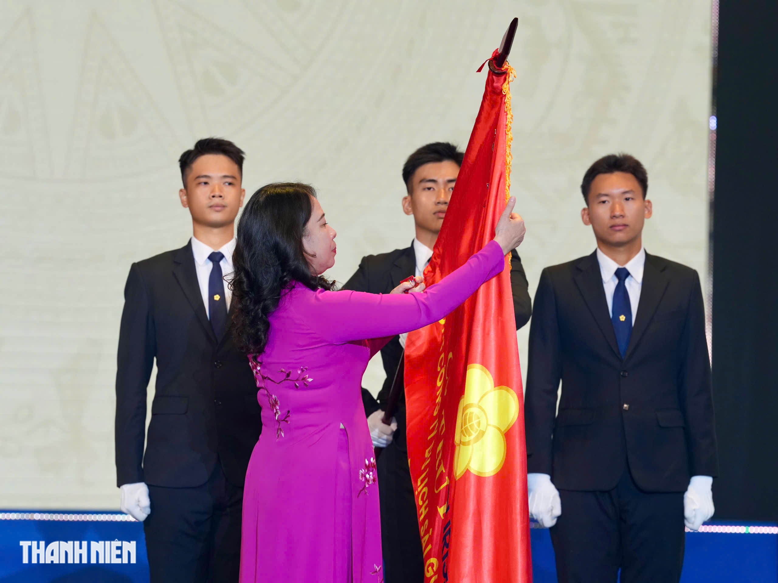 Saigontourist Group đ&oacute;n nhận Hu&acirc;n chương Lao động hạng nhất - Ảnh 1.