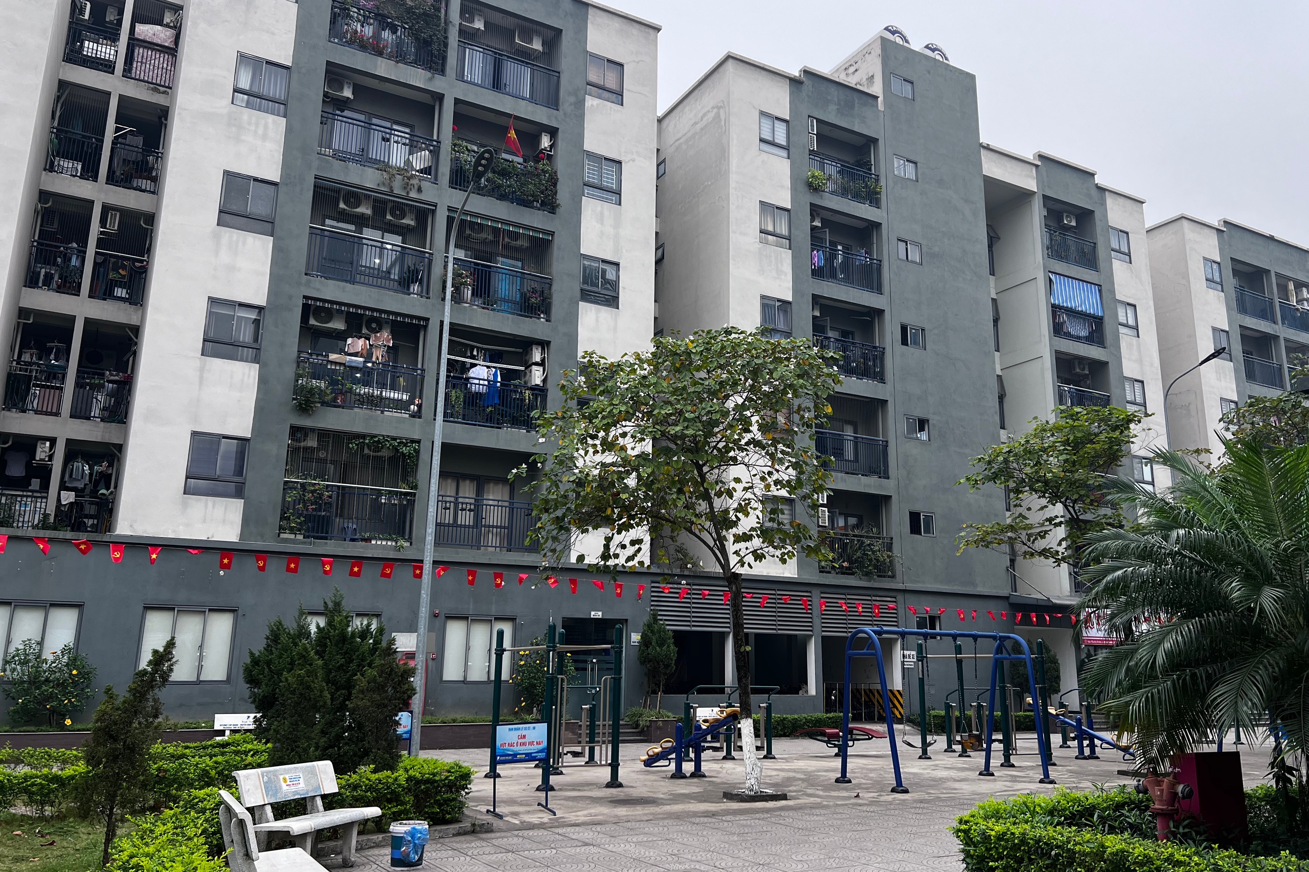 Hà Nội cho phép người có nhà nhưng đi làm xa được mua nhà ở xã hội- Ảnh 1.