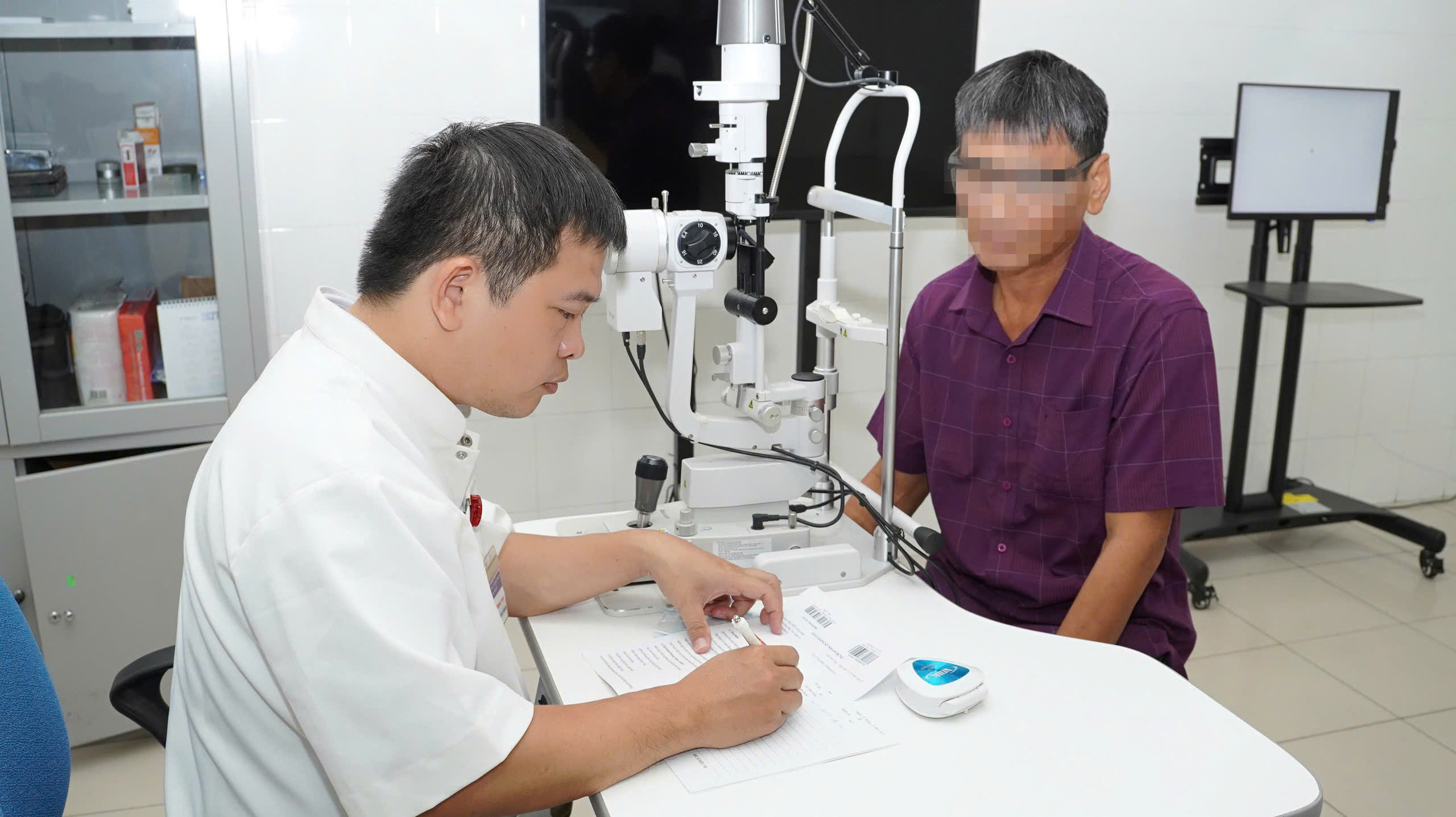 Một người qua đời, hiến tạng cứu 6 bệnh nhân, y bác sĩ cúi đầu tri ân- Ảnh 5.